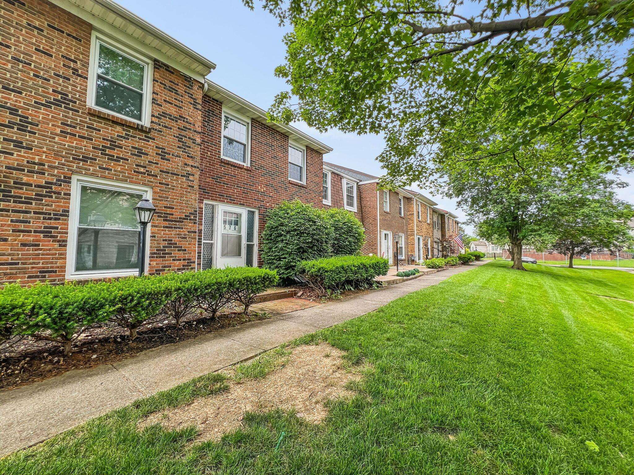 Columbus, OH 43228,576 Pamlico Street