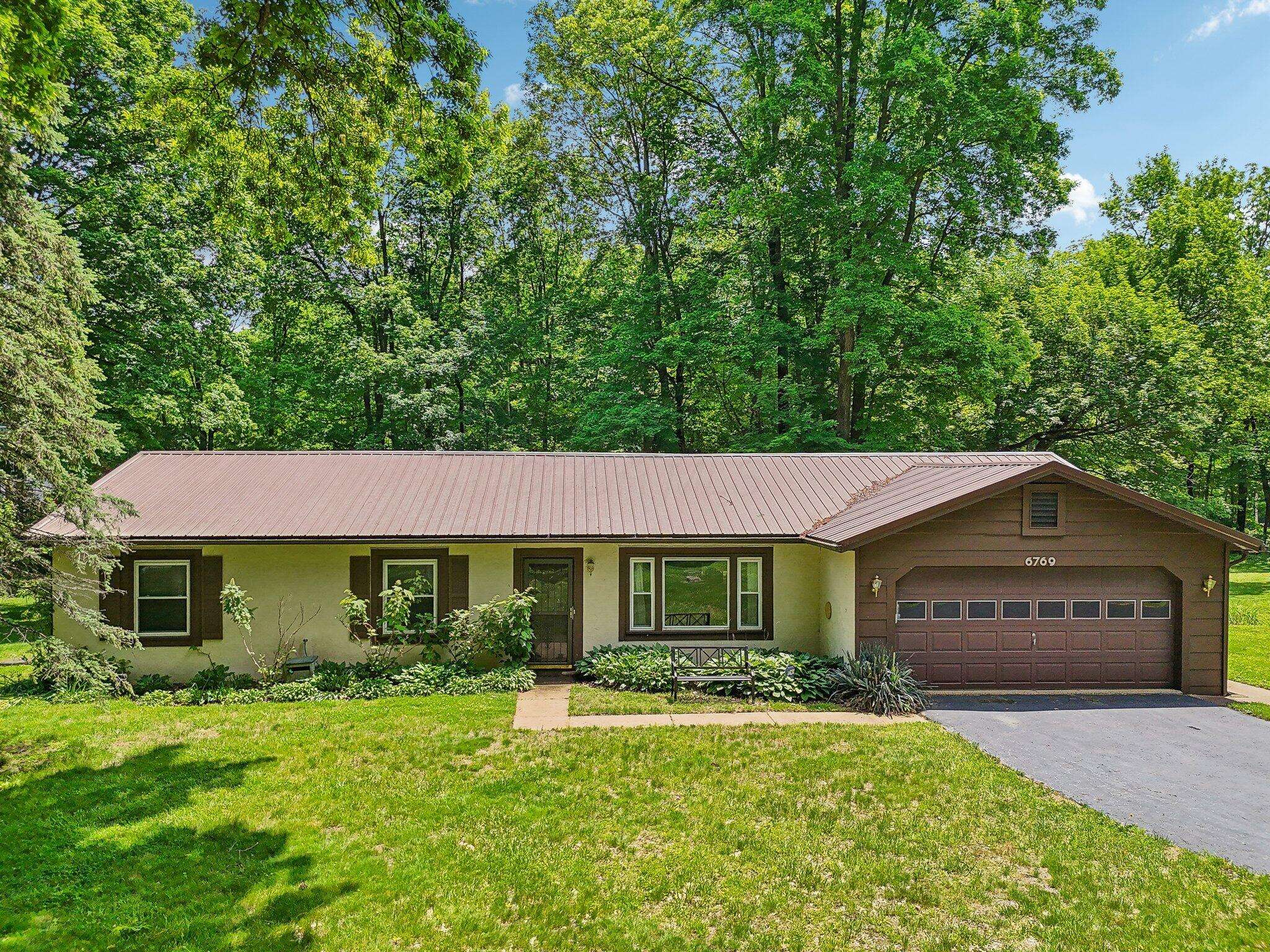 Baltimore, OH 43105,6769 Thoreau Lane
