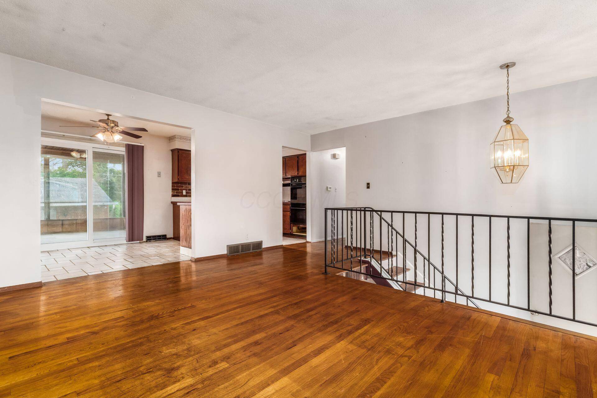 Columbus, OH 43232,5045 Labelle Drive
