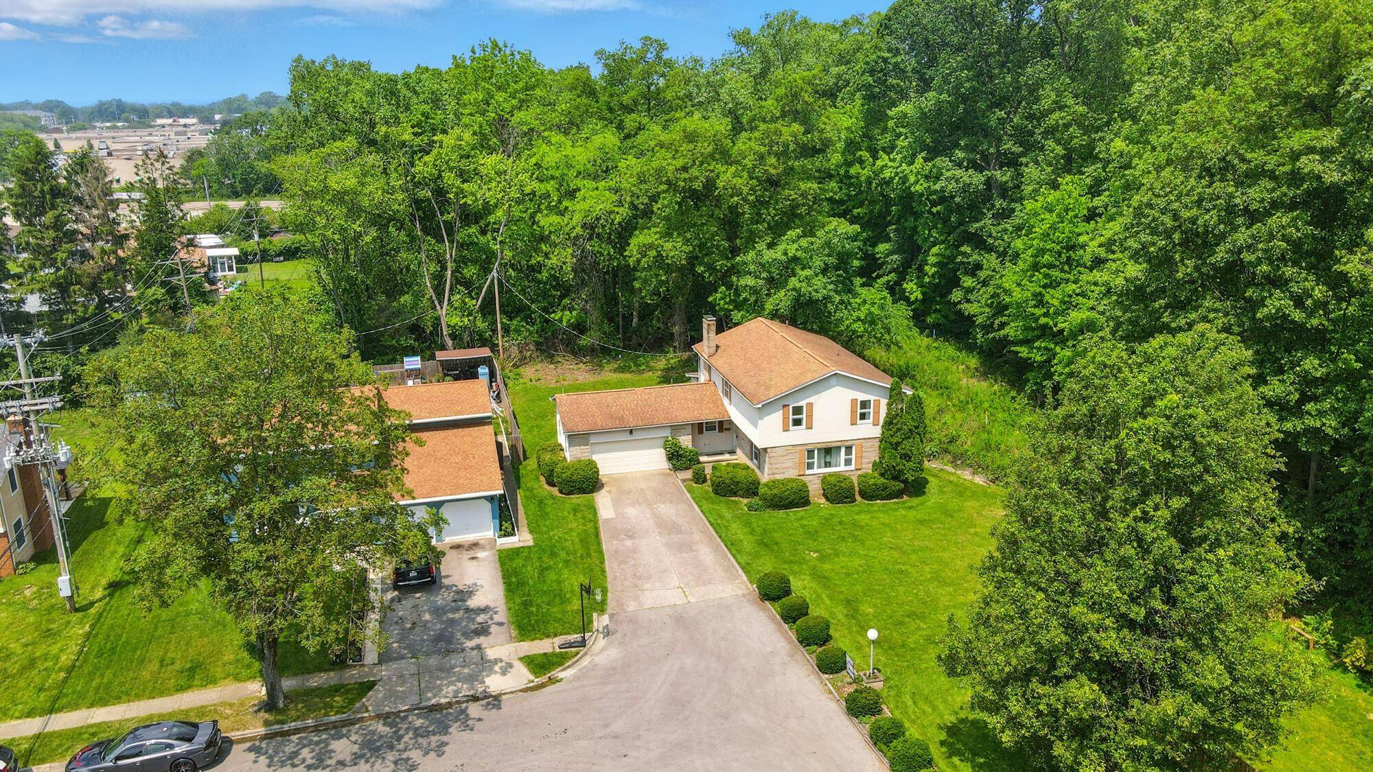 Columbus, OH 43229,5185 Woodside Drive