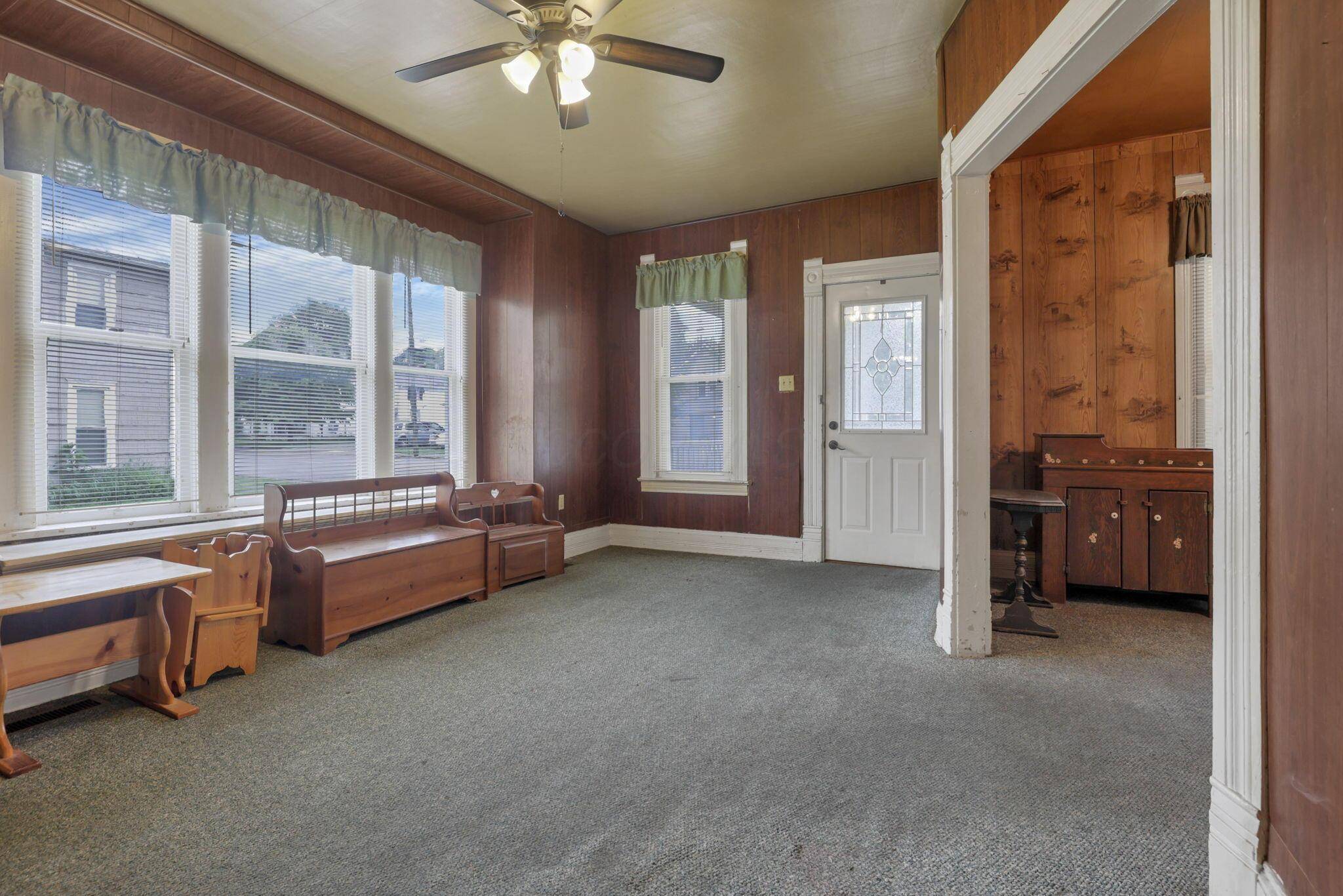 Mount Vernon, OH 43050,43 Columbus Road