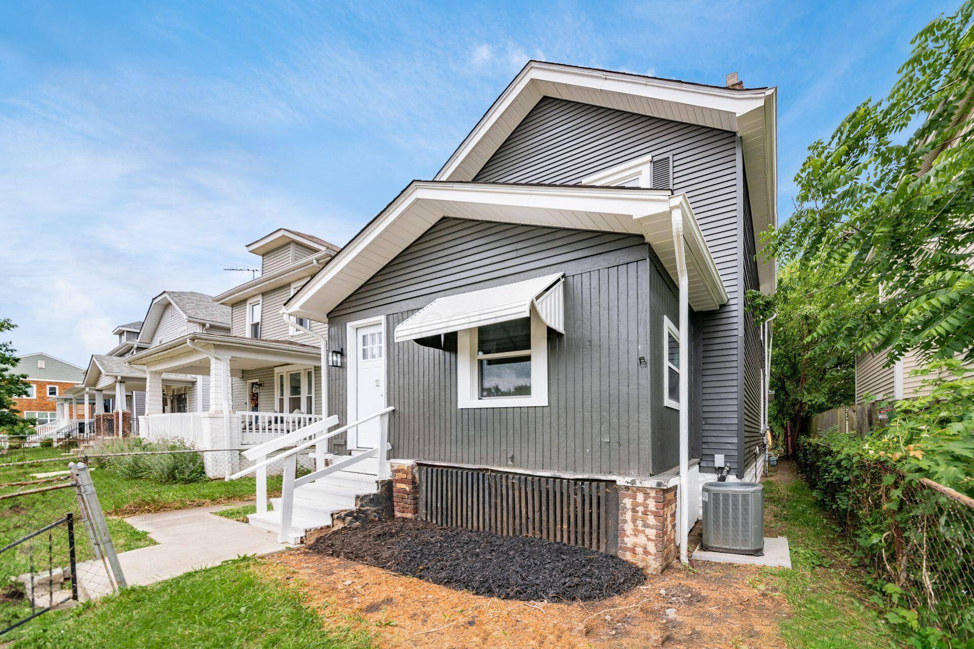 Columbus, OH 43206,960 Carpenter Street