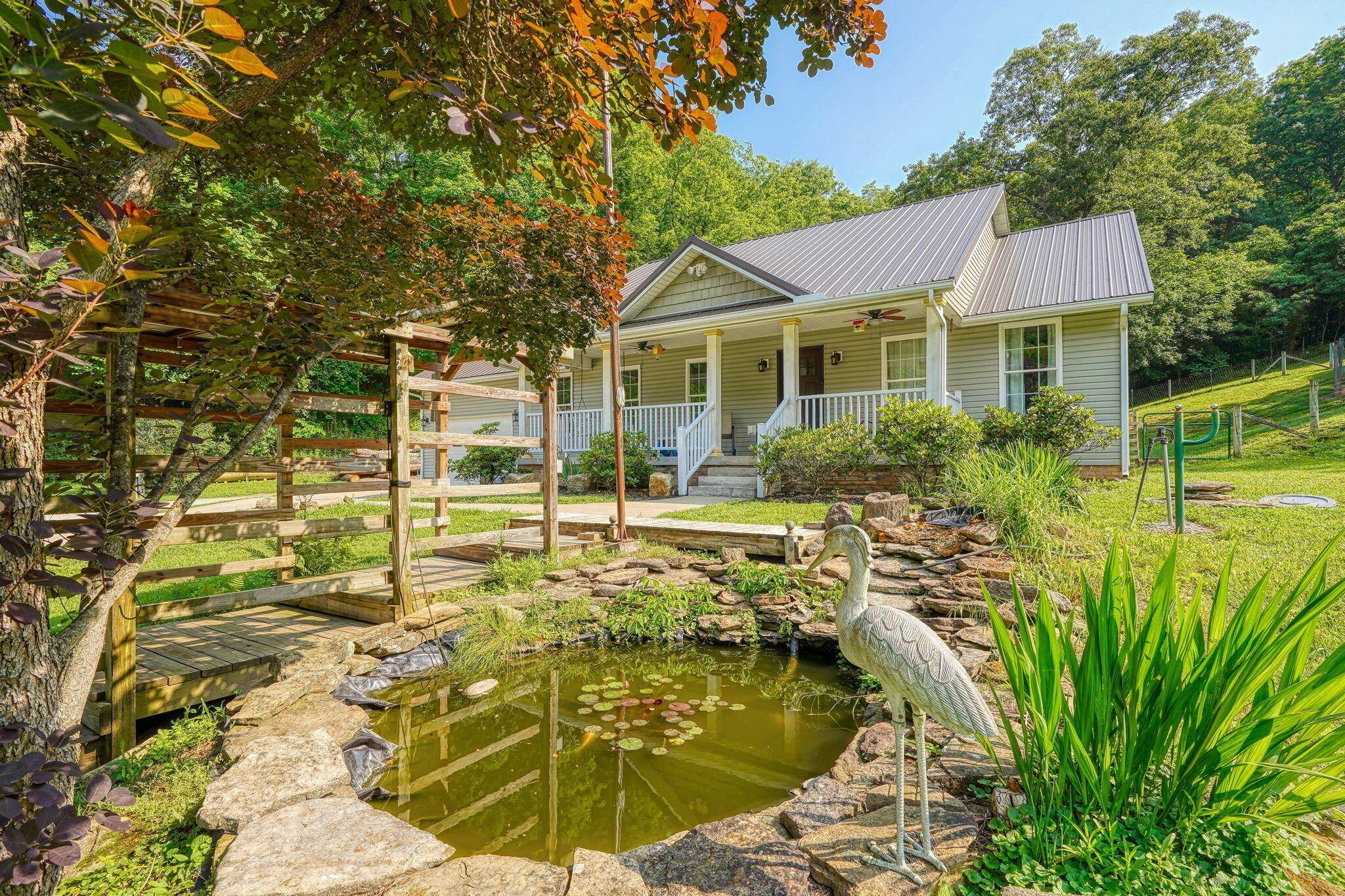 Patriot, OH 45658,1790 Hull Road