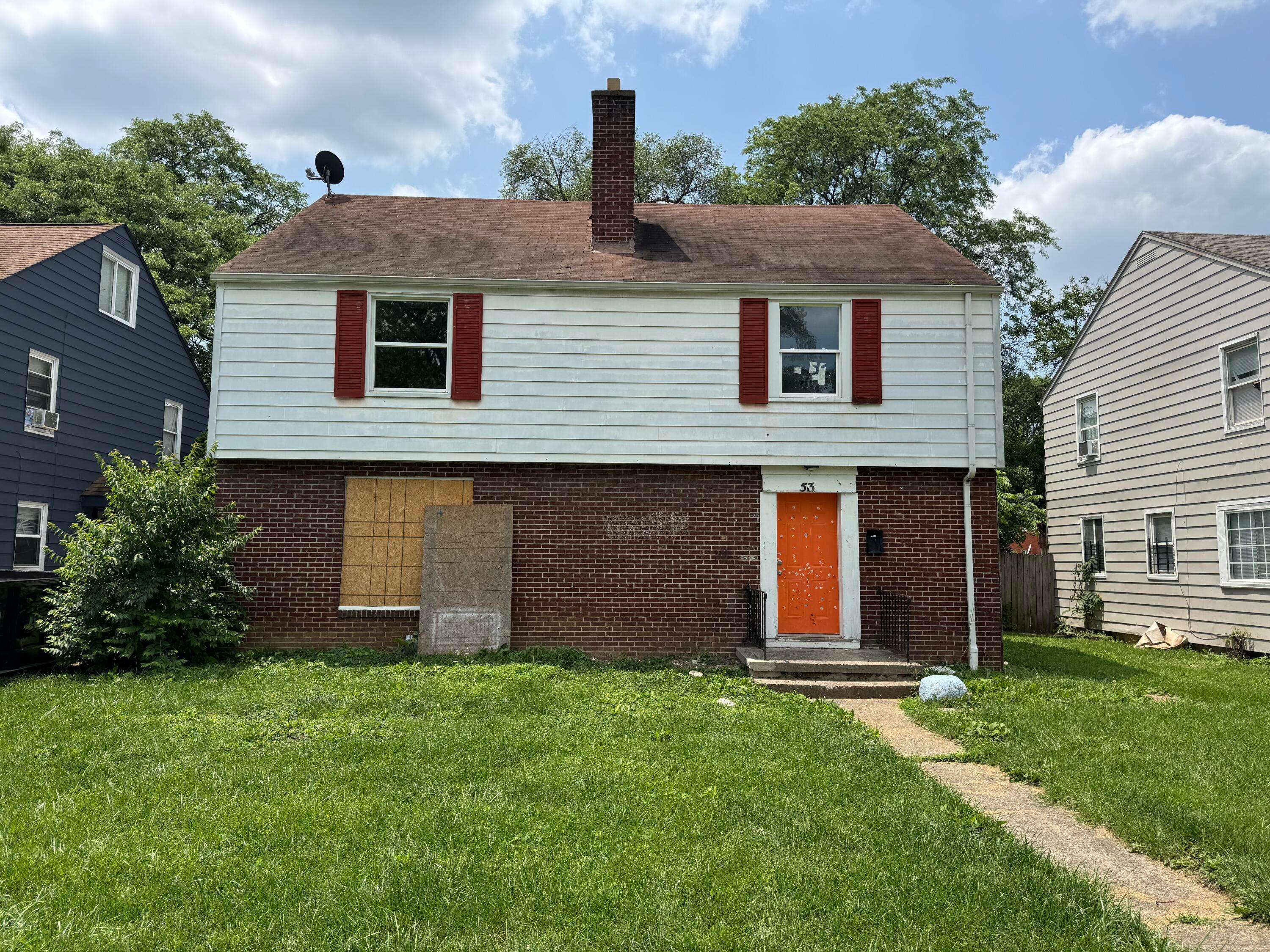 Columbus, OH 43213,5153 N Waverly Street