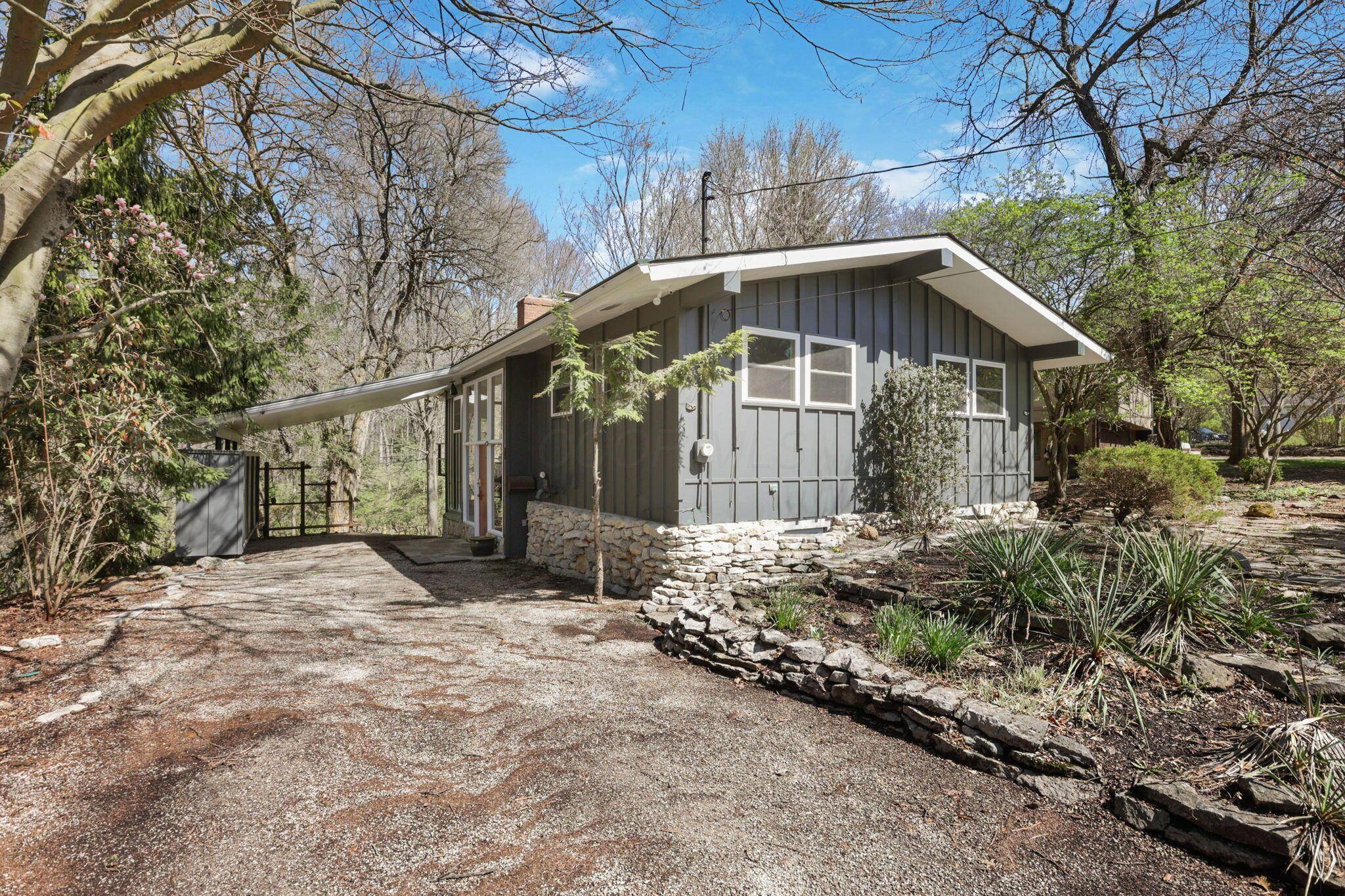 Worthington, OH 43085,220 Hardy Way