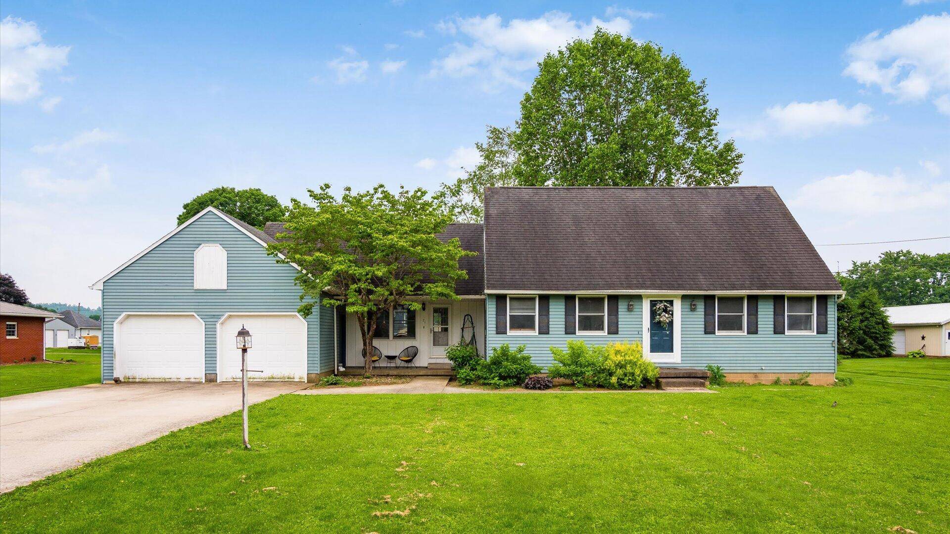 Frazeysburg, OH 43822,71 W 5th Street