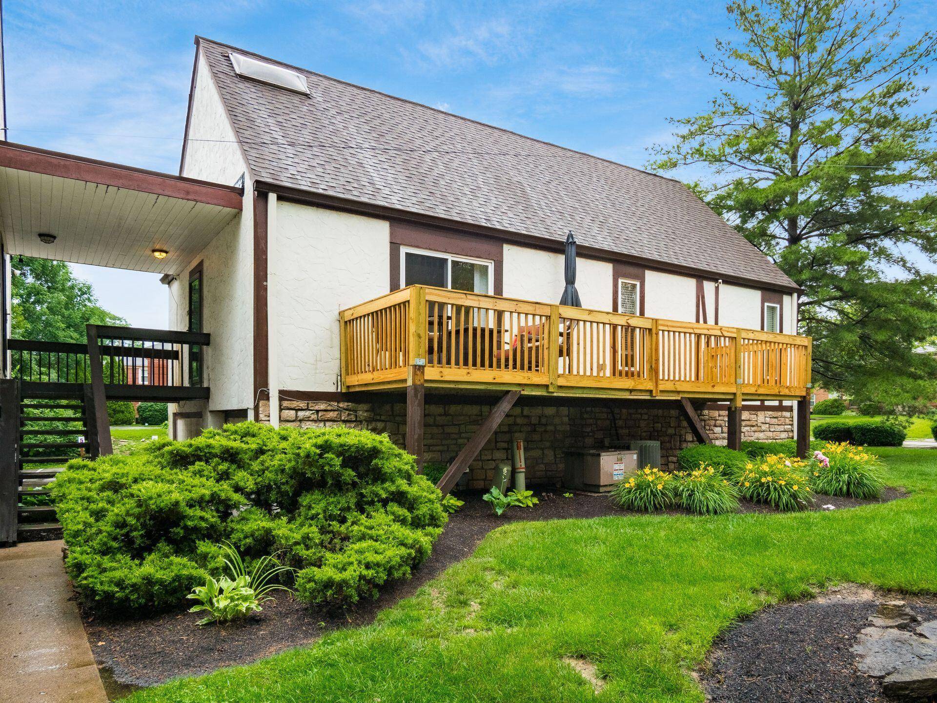 Marble Cliff, OH 43212,1589 Arlington Avenue