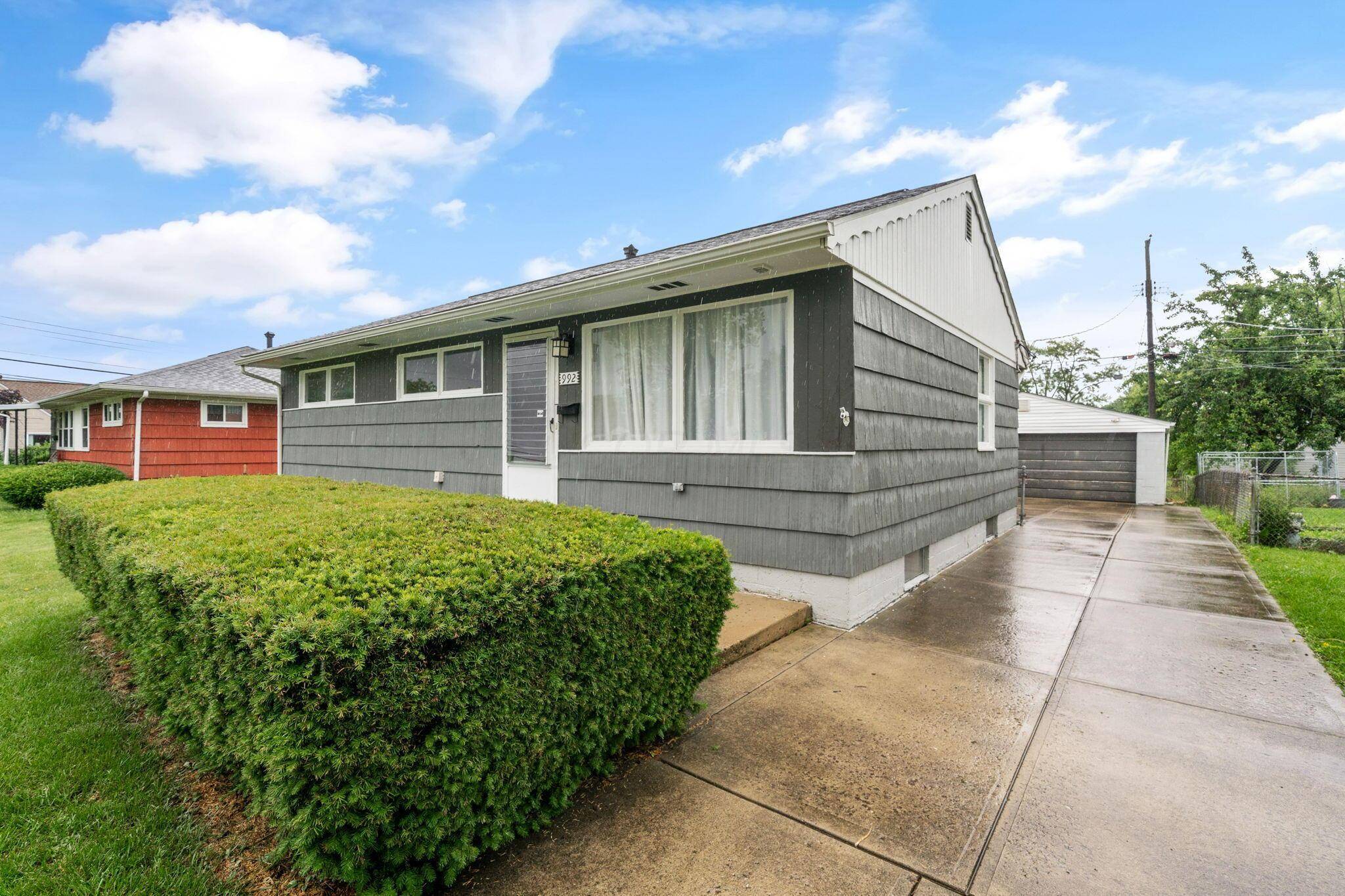 Columbus, OH 43204,992 S Hague Avenue