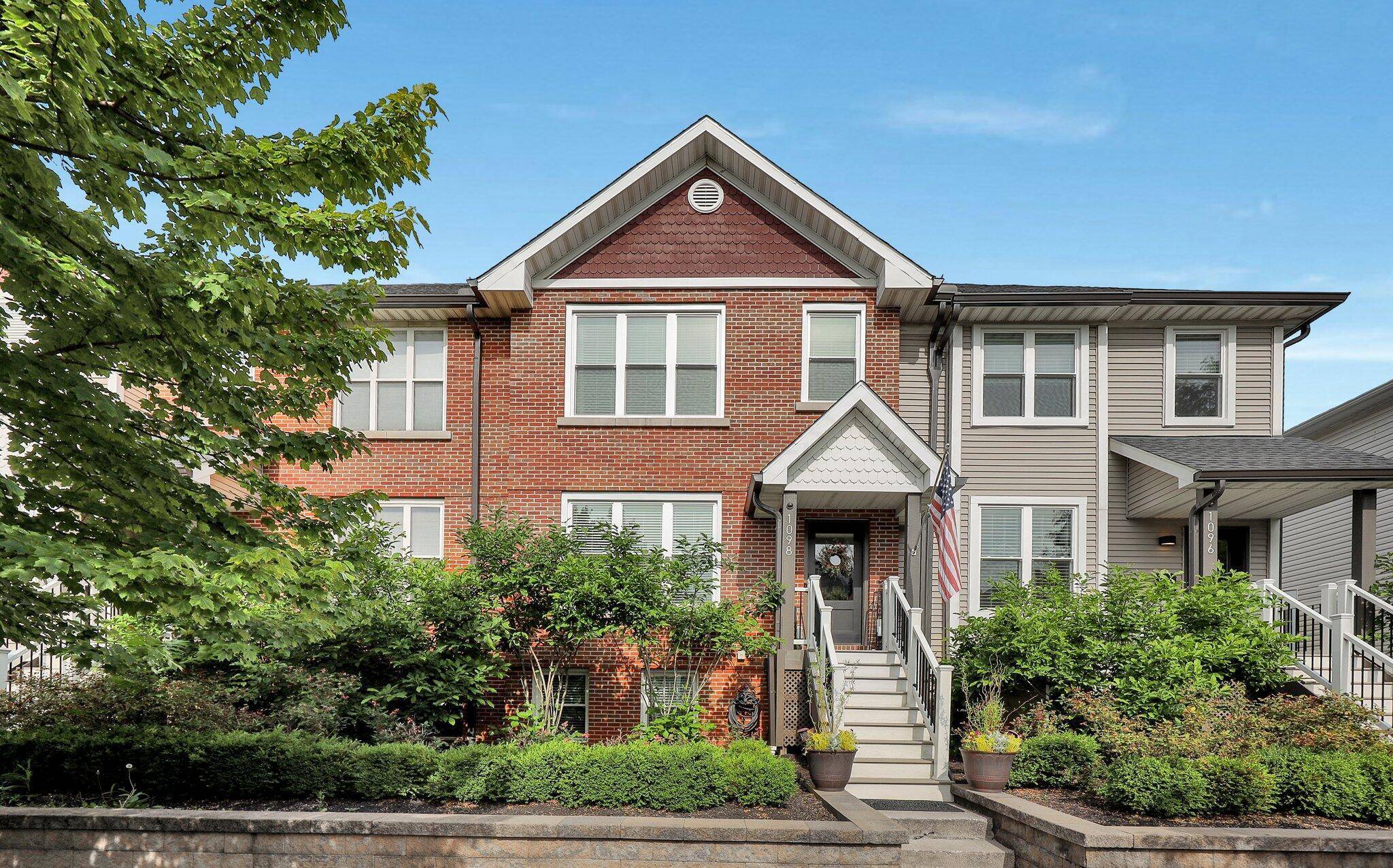 Columbus, OH 43201,1098 Oregon Avenue