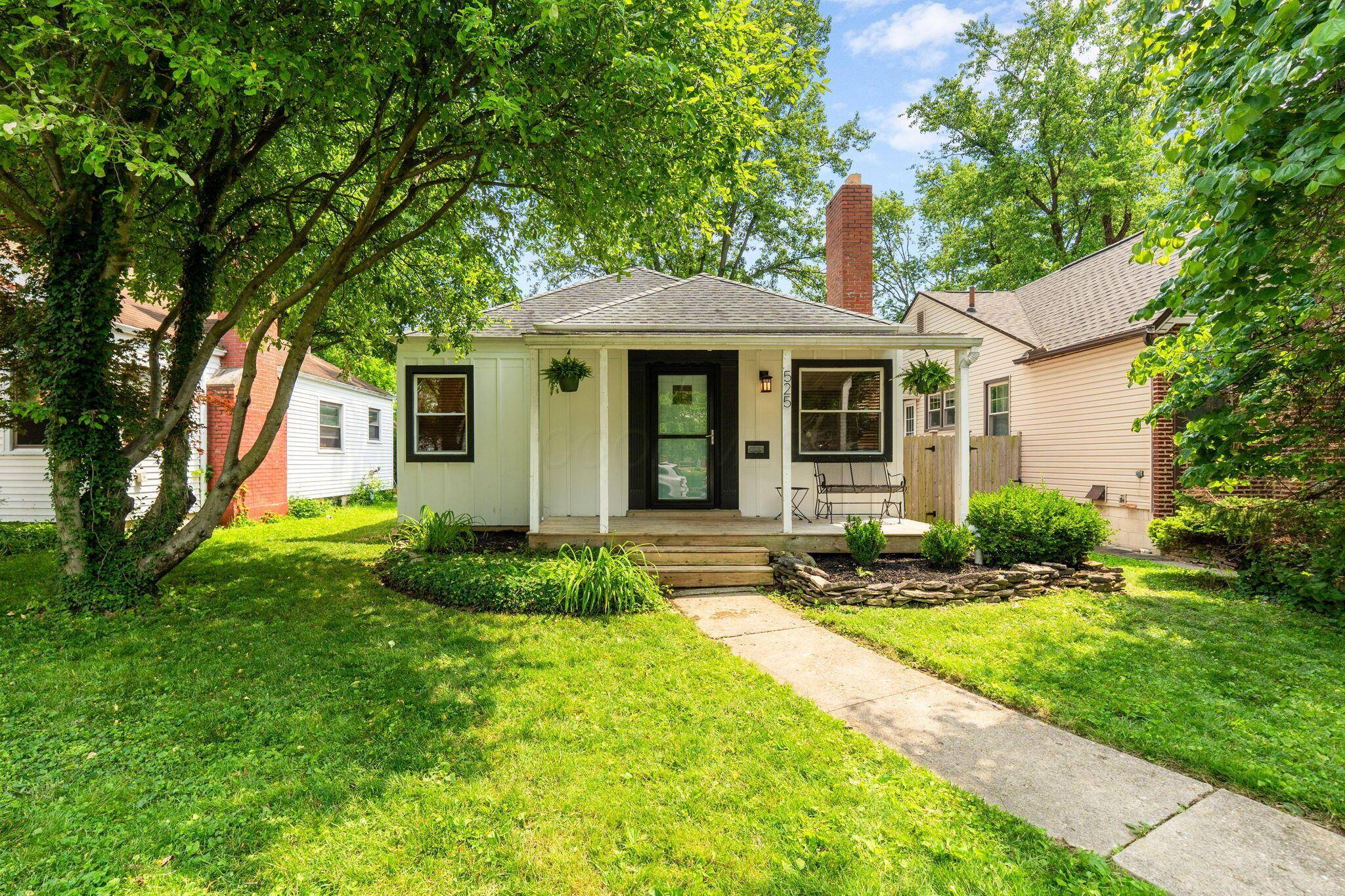 Columbus, OH 43202,525 E Como Avenue