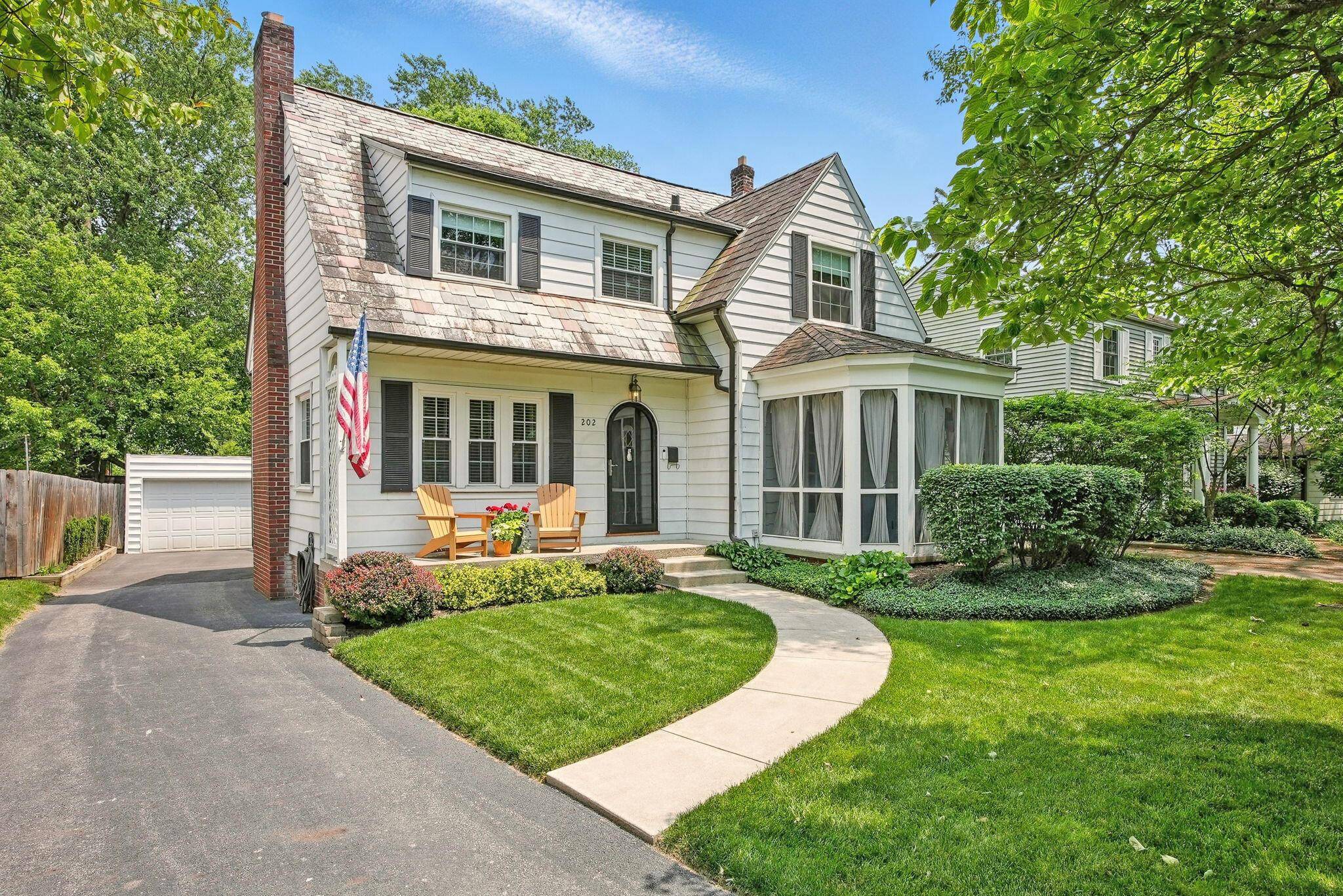 Bexley, OH 43209,202 N Stanwood Road