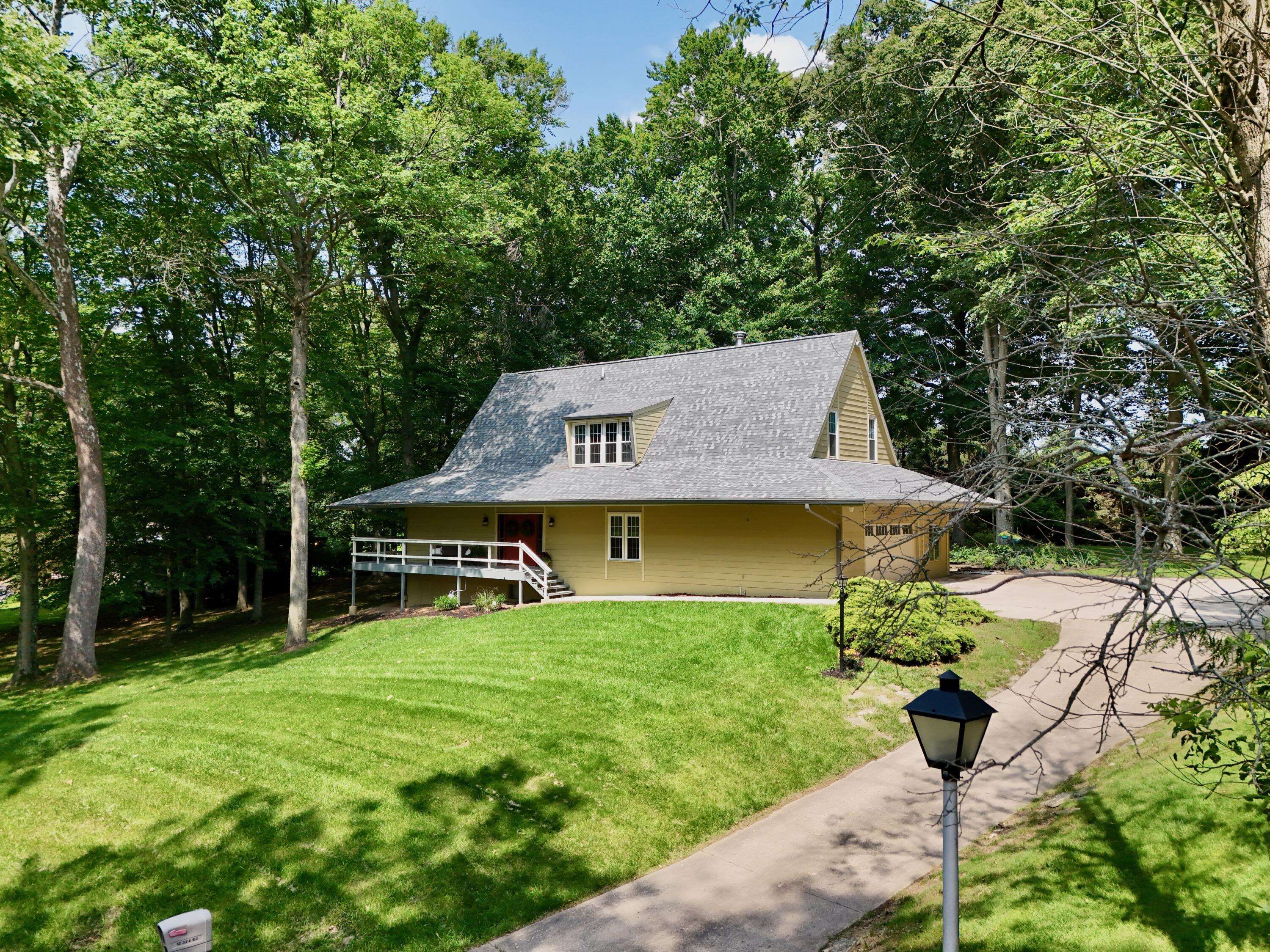 Lancaster, OH 43130,120 Hickory Lane