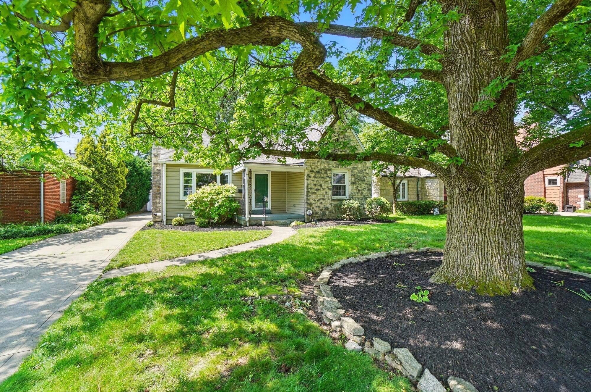 Columbus, OH 43214,33 W Dominion Boulevard