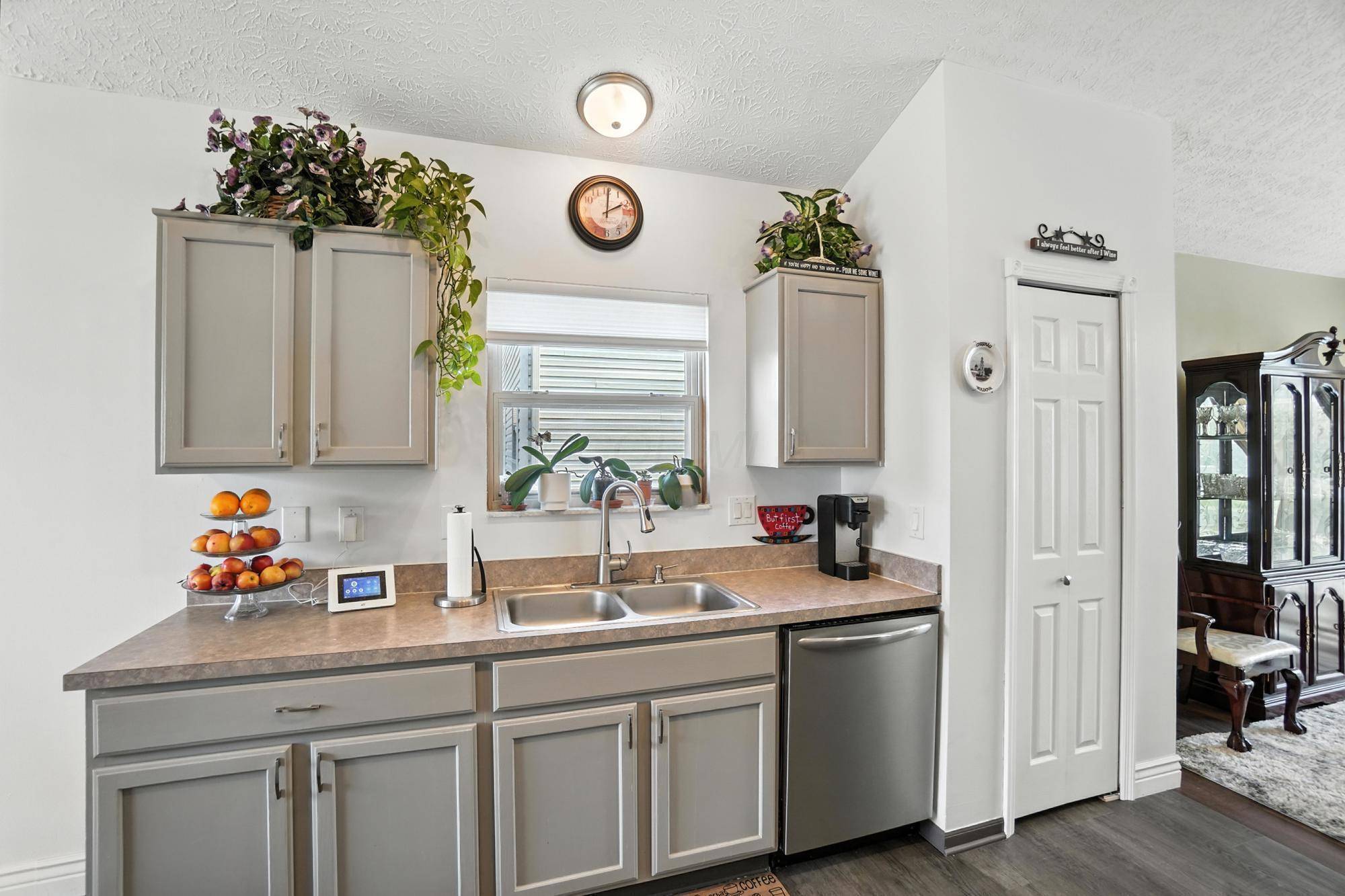 Columbus, OH 43085,906 Linkfield Drive