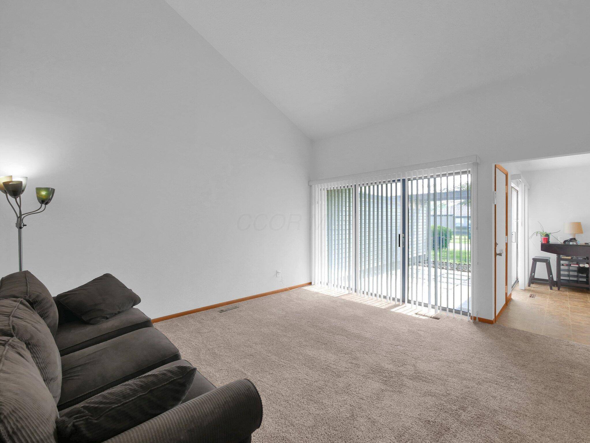 Columbus, OH 43228,865 Westbury Lane #12B