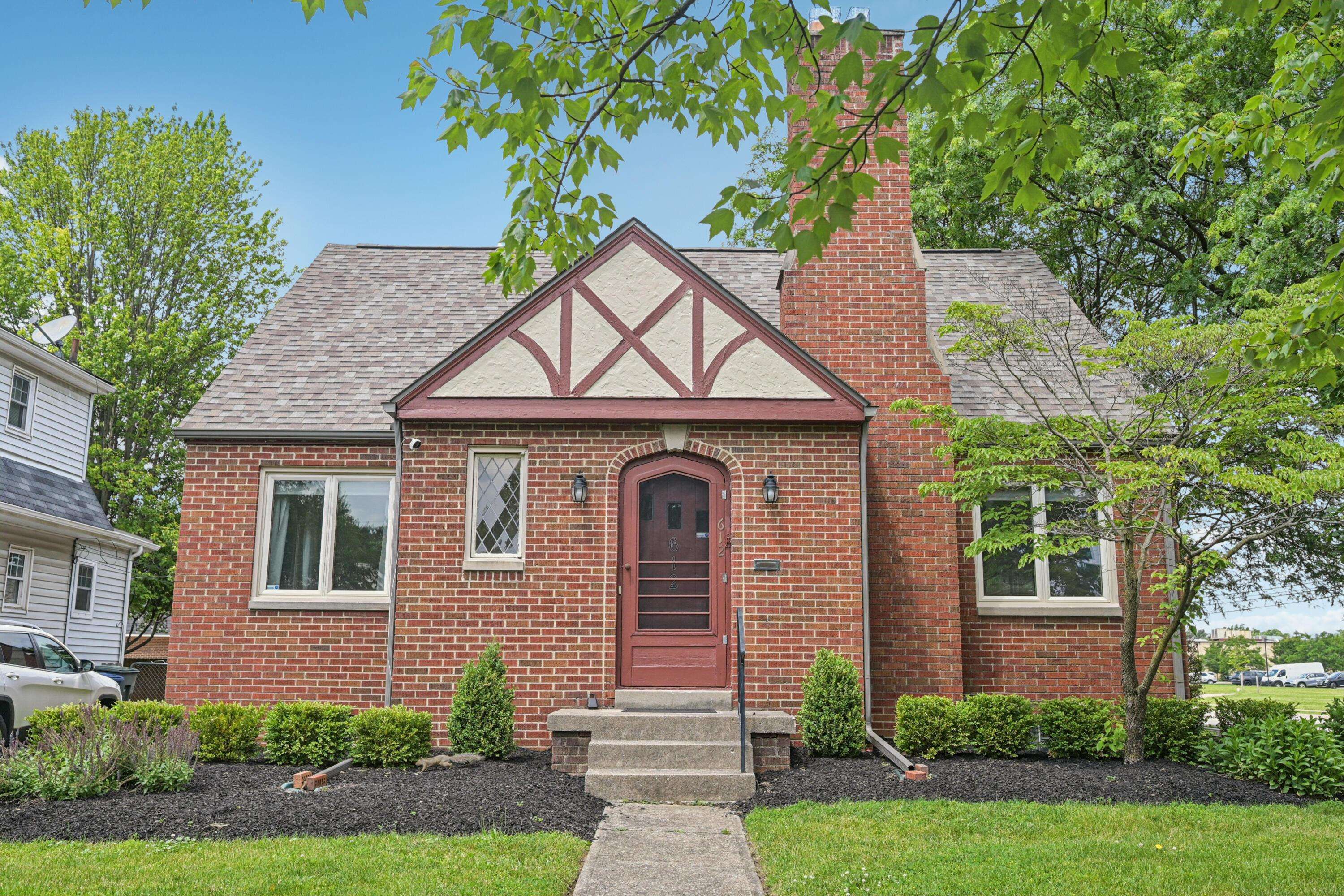 Columbus, OH 43214,612 Fallis Road
