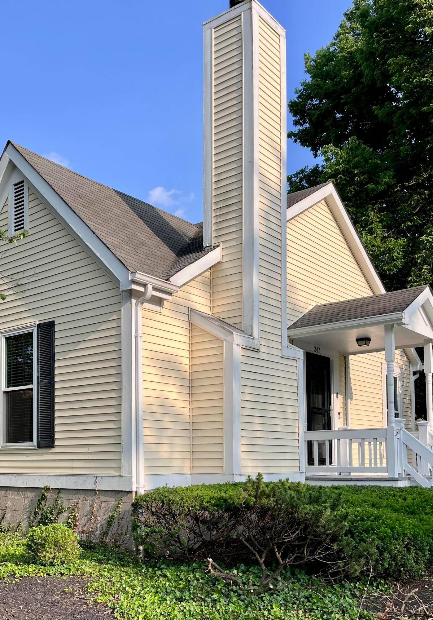 Columbus, OH 43201,347 W 5th Avenue