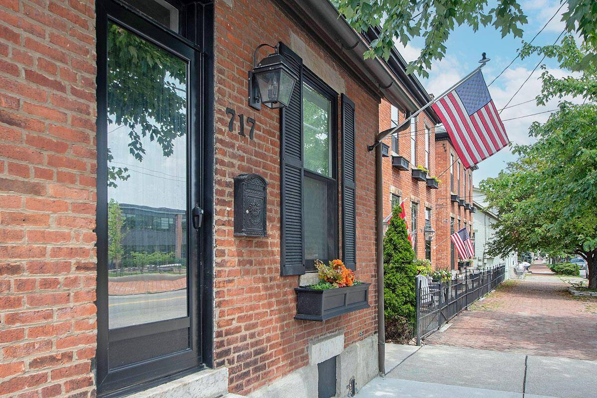 Columbus, OH 43206,717 S 3rd Street