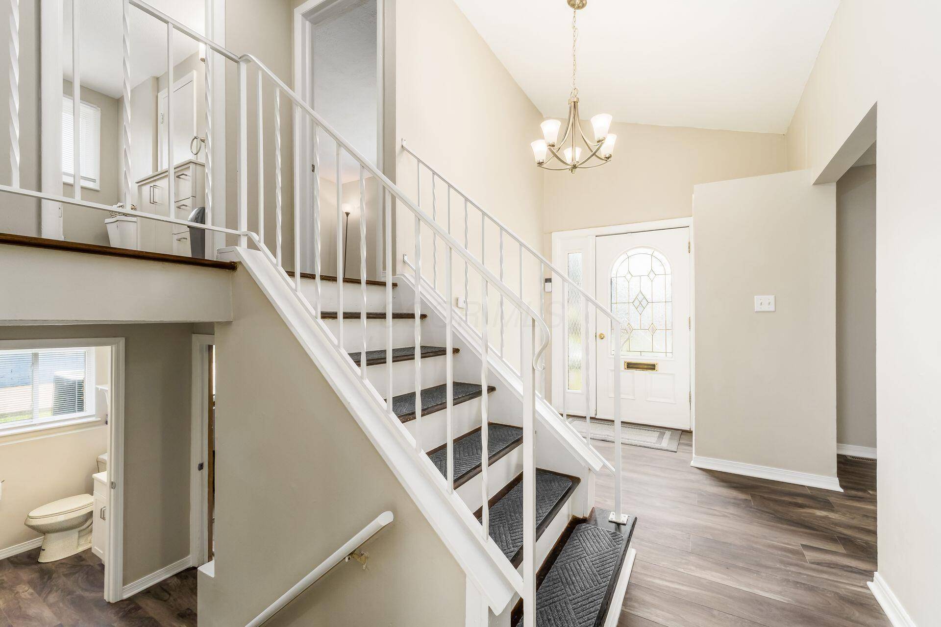 Columbus, OH 43232,5032 Labelle Drive