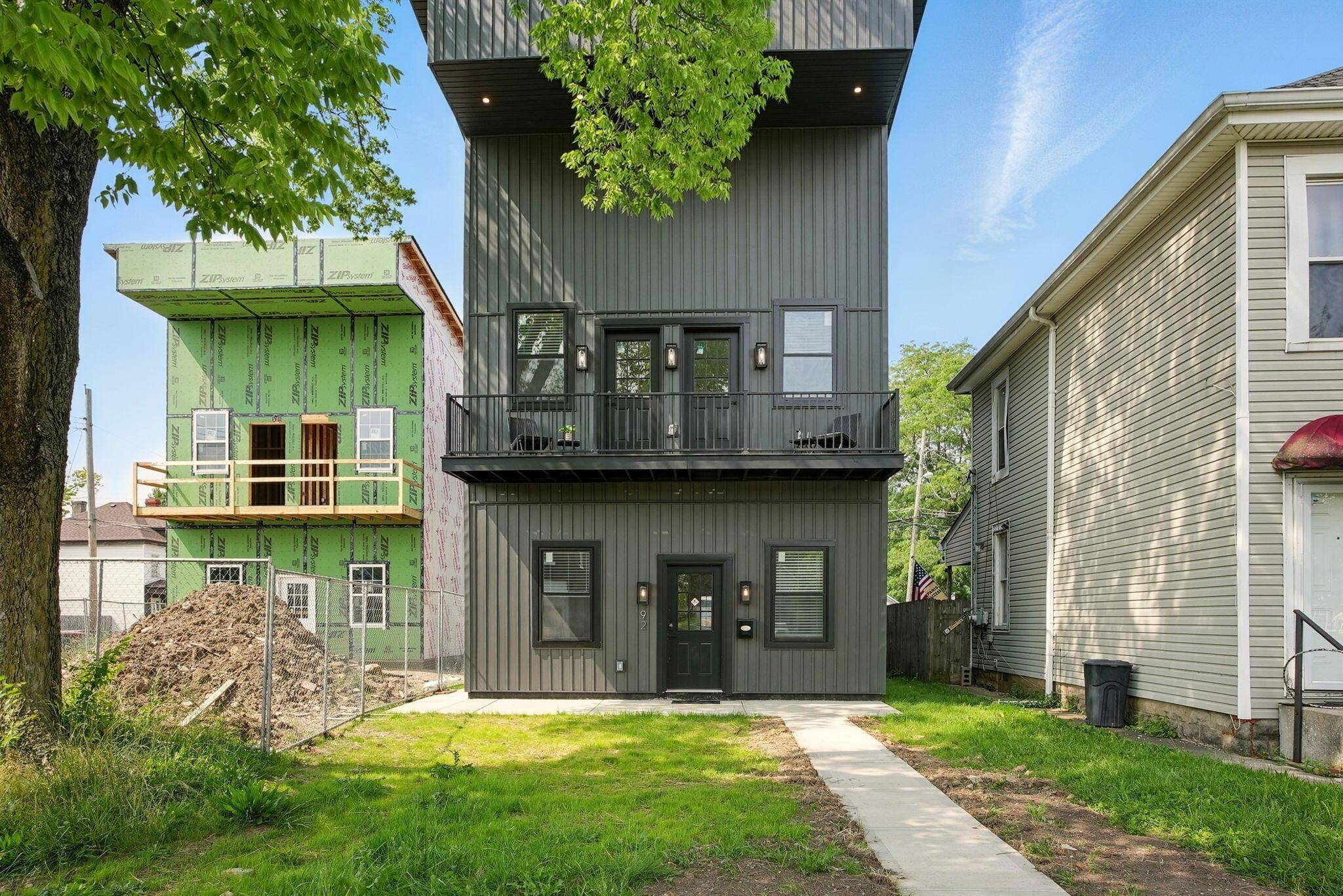 Columbus, OH 43207,92 E Innis Avenue