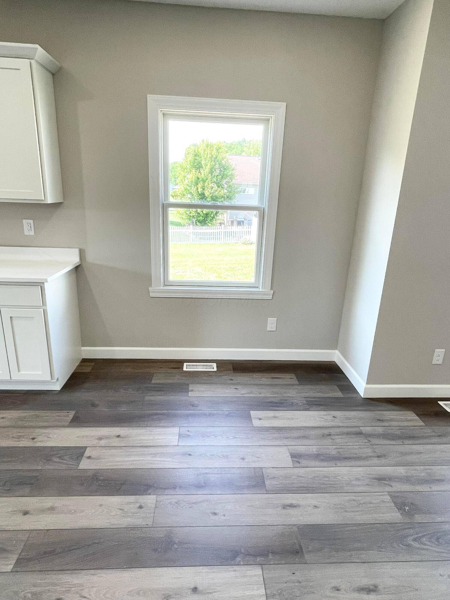 Logan, OH 43138,32352 Lilac Lane