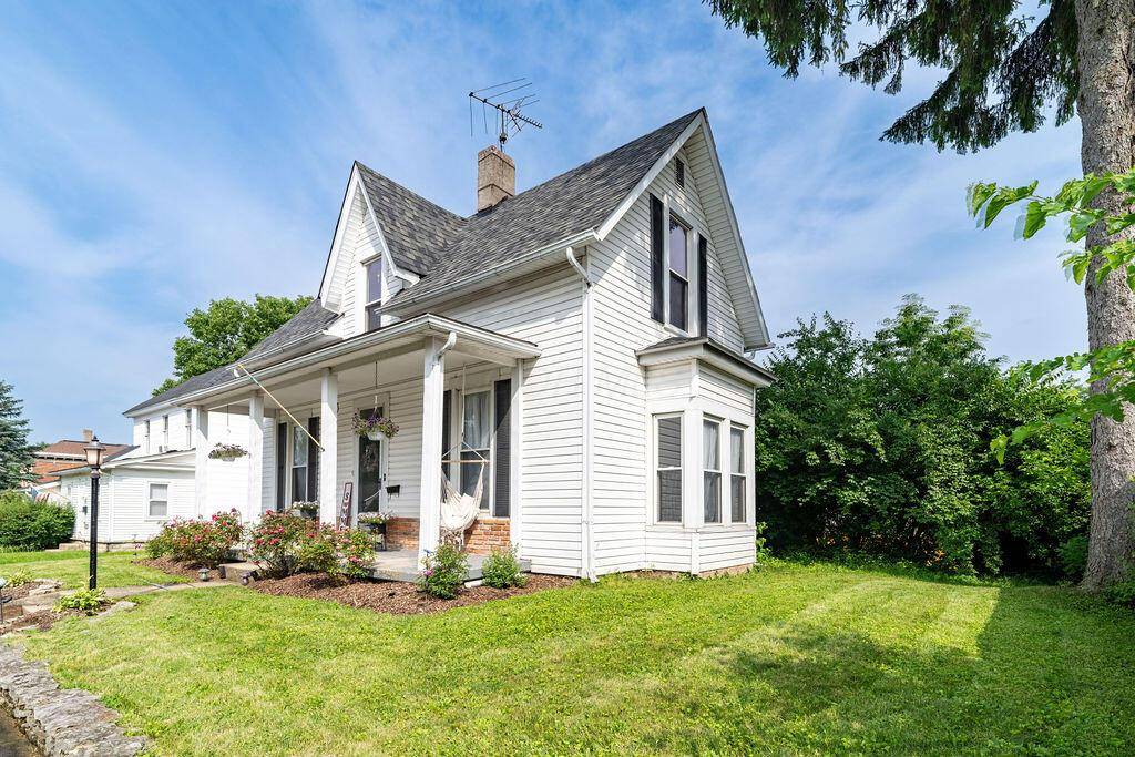 Mechanicsburg, OH 43044,27 E Race Street