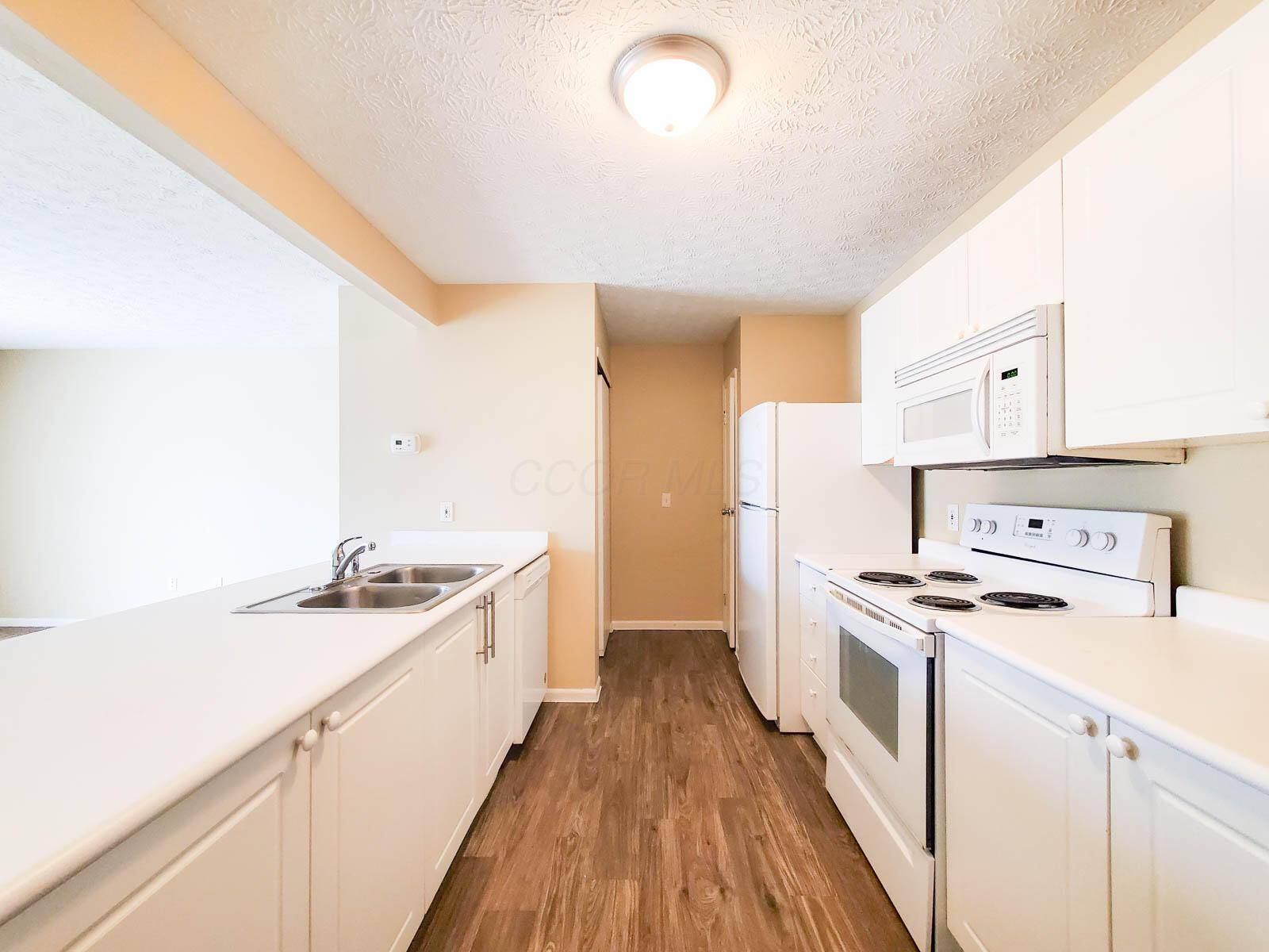 Canal Winchester, OH 43110,6149 Georges Park Drive #9E