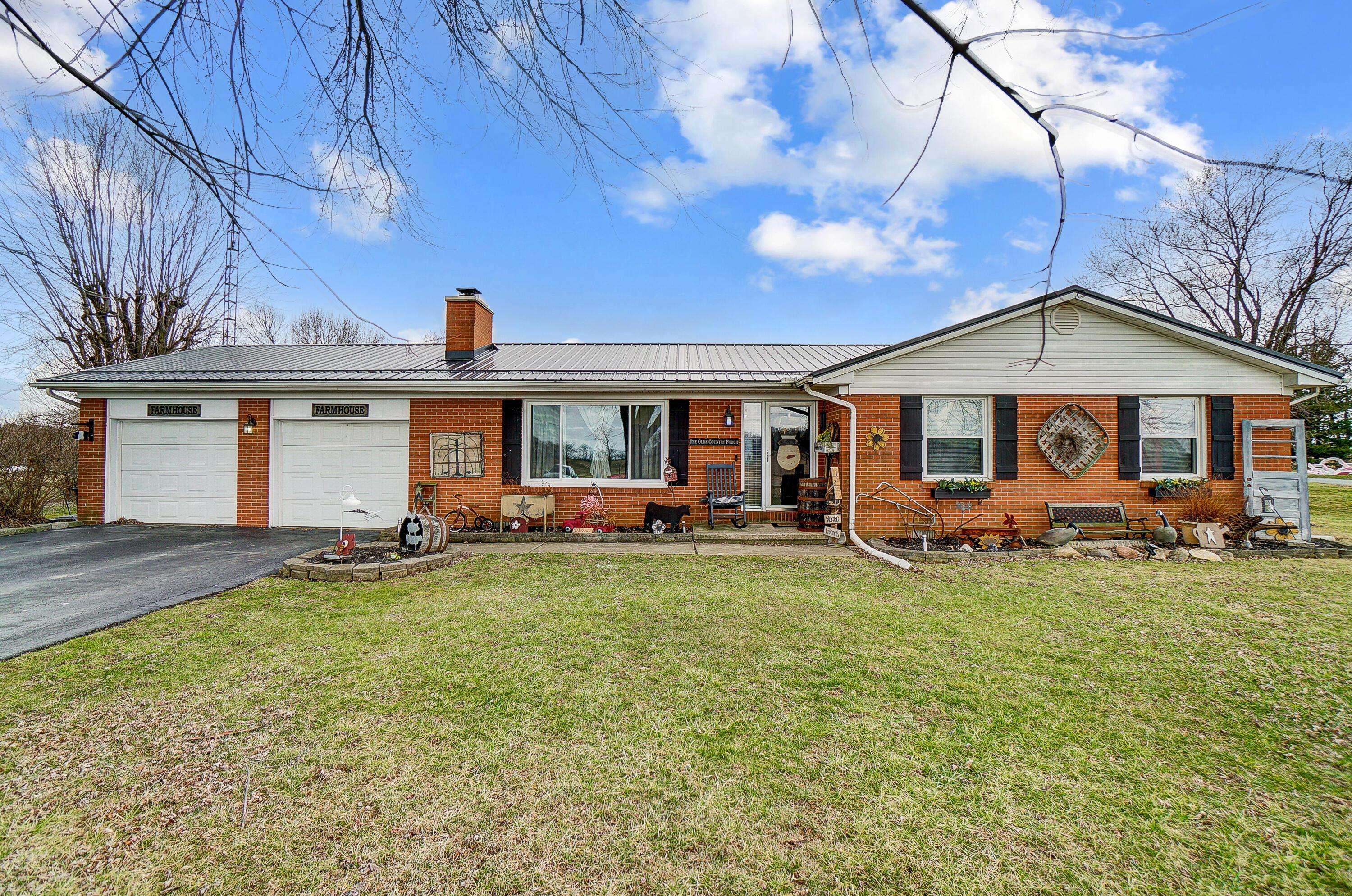 New Holland, OH 43145,1849 Old Springfield Road