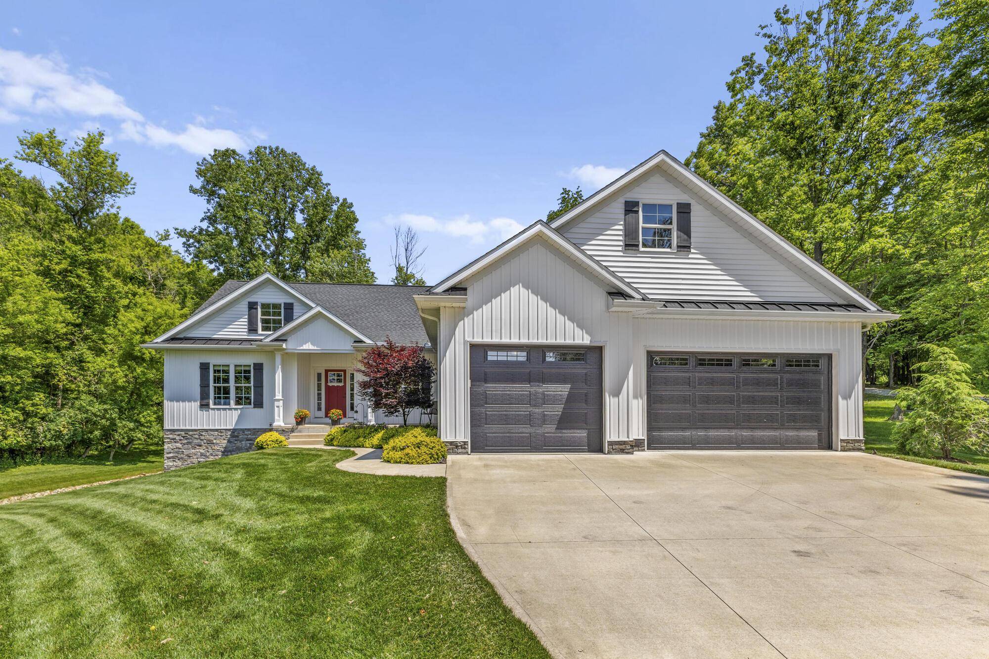 Mount Vernon, OH 43050,14647 Indian Hills Road