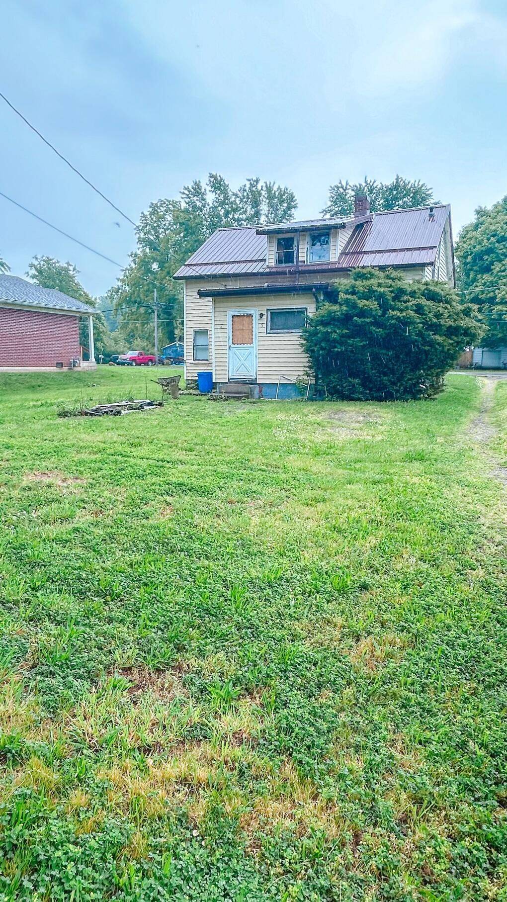 Bellefontaine, OH 43311,409 Lawrence Street