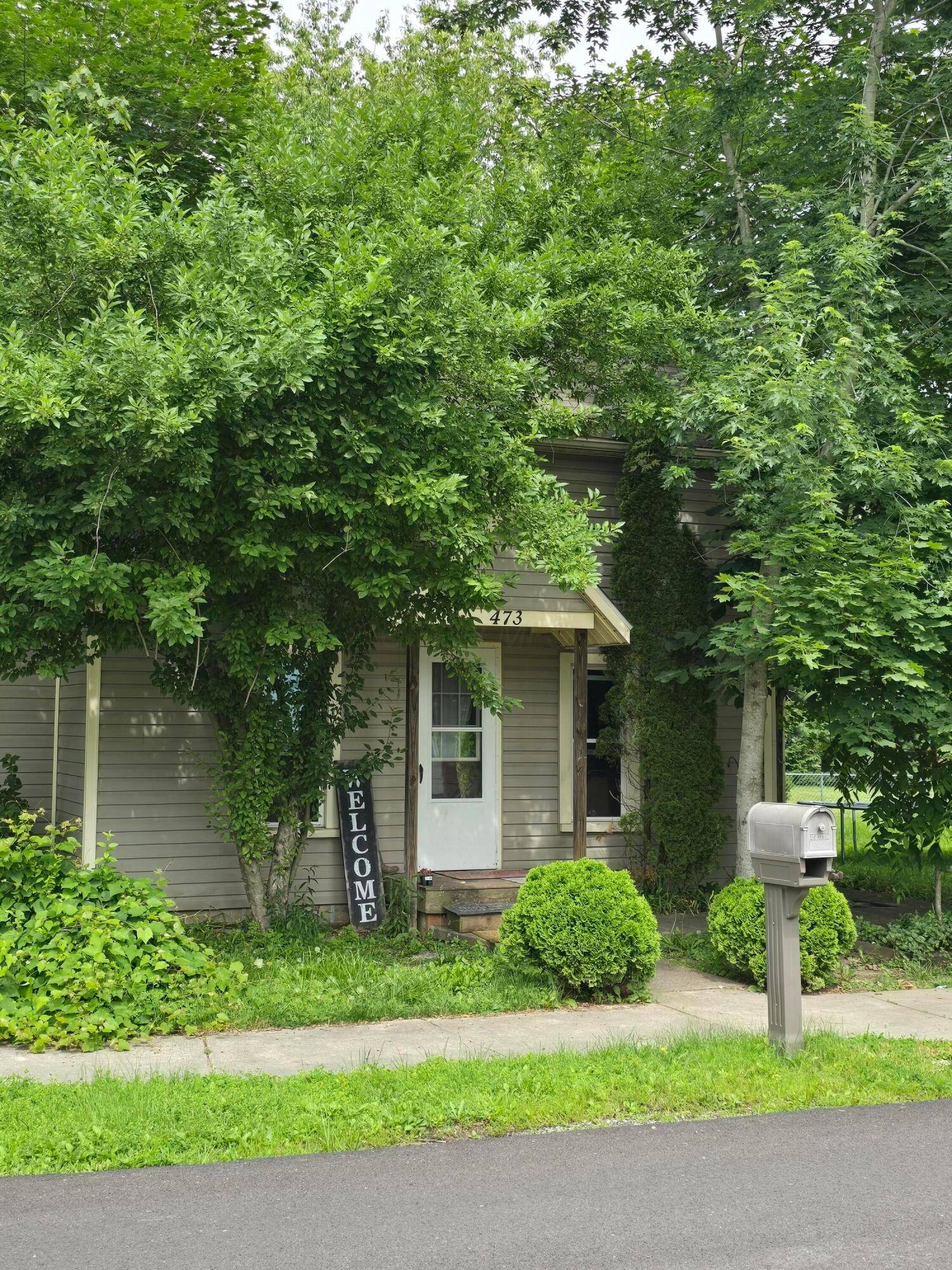 Pataskala, OH 43062,473 S High Street