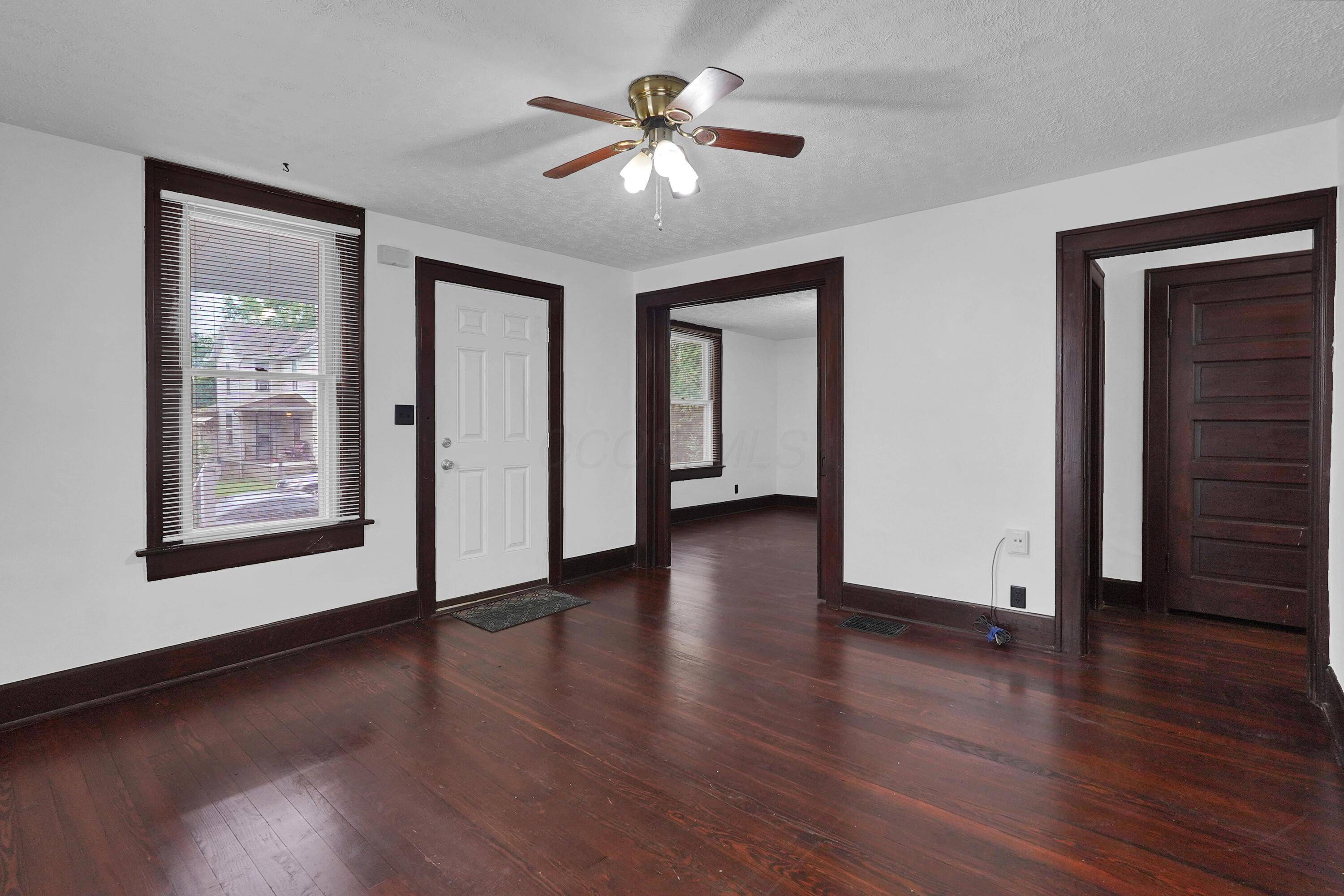 Lancaster, OH 43130,629 E Chestnut Street