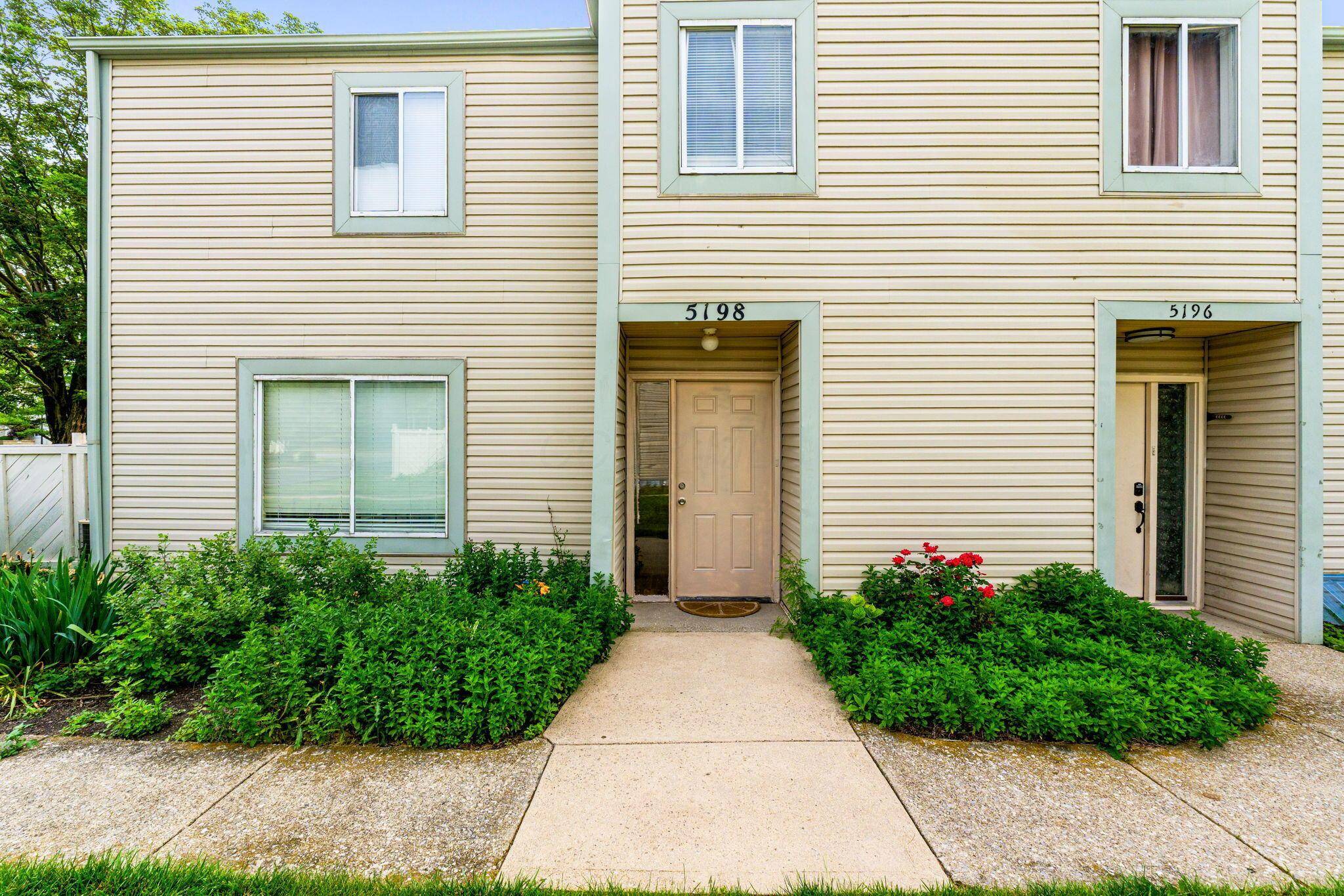 Columbus, OH 43220,5198 Dierker Road #D