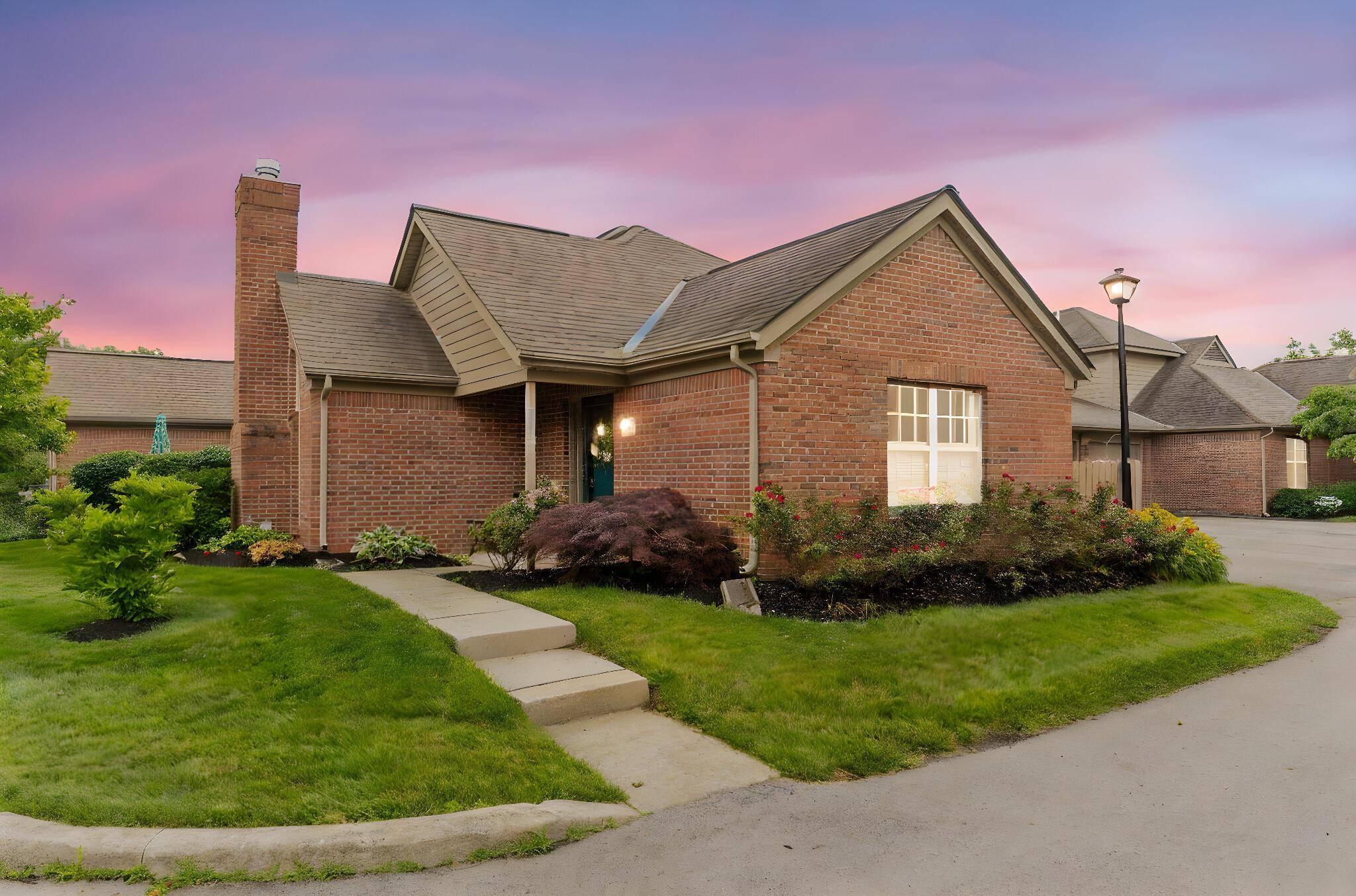 Columbus, OH 43235,901 Village Brook Way
