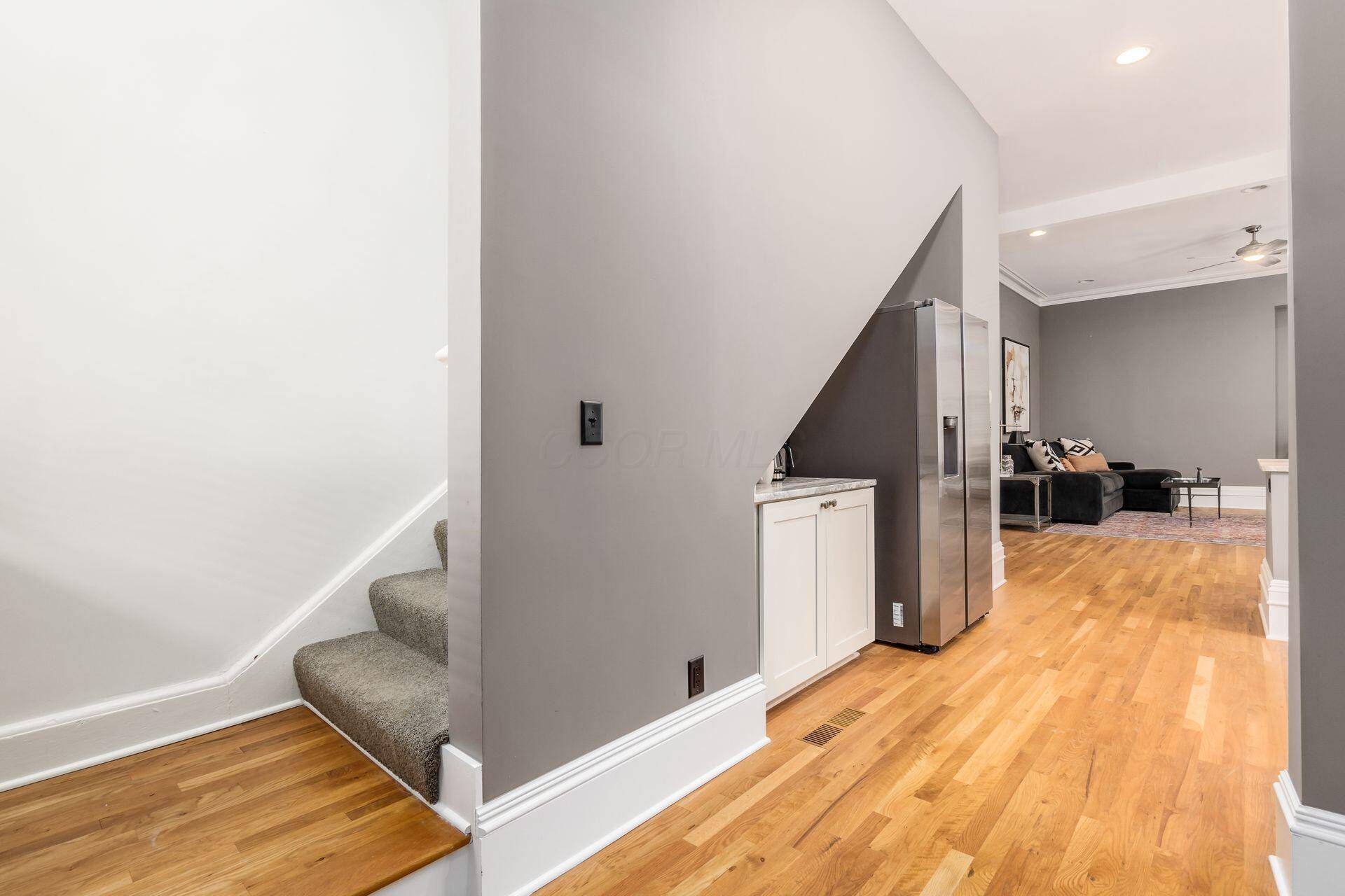 Columbus, OH 43215,390 E Town Street #1/2