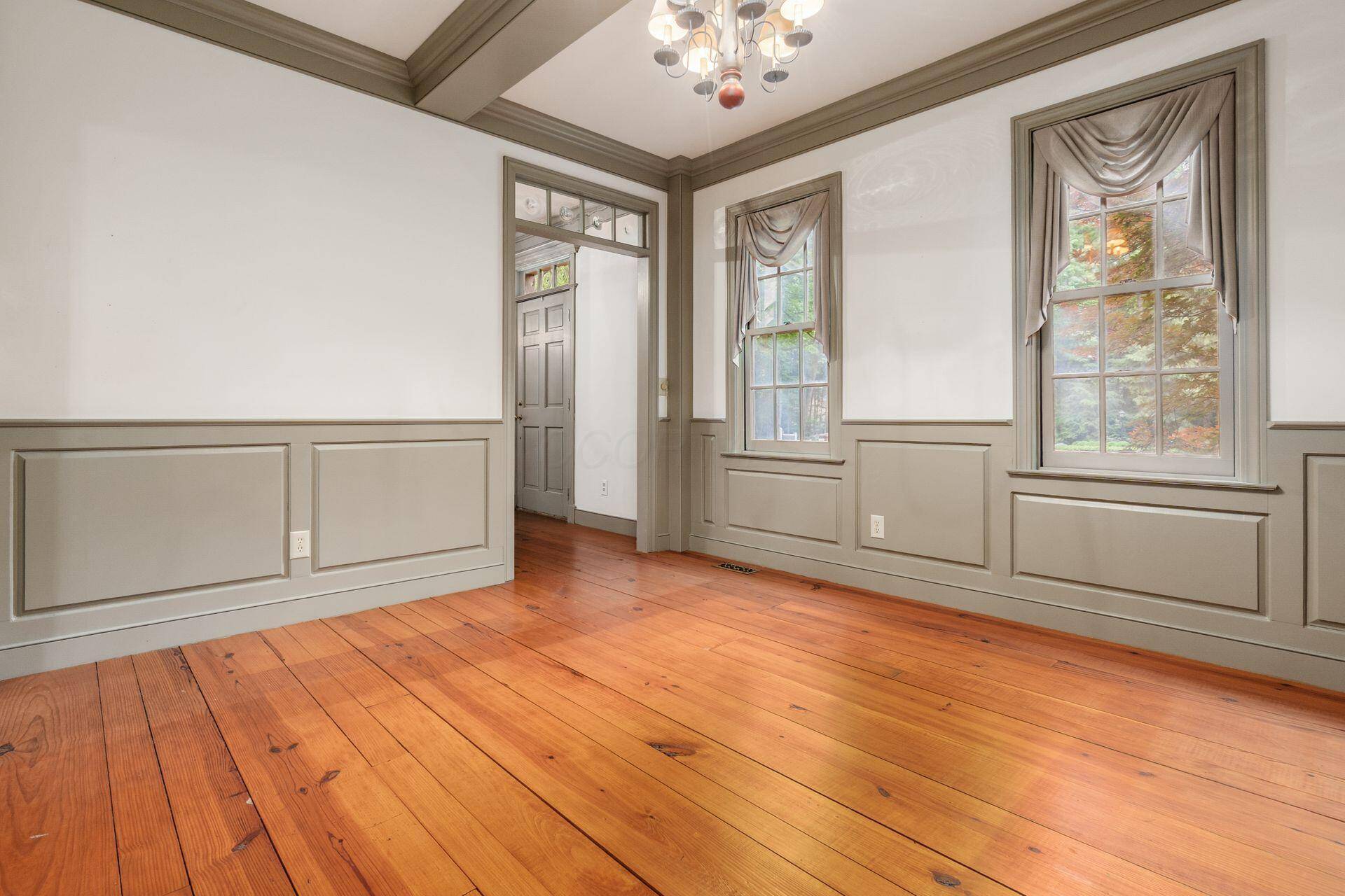 Powell, OH 43065,575 Woods Hollow Lane