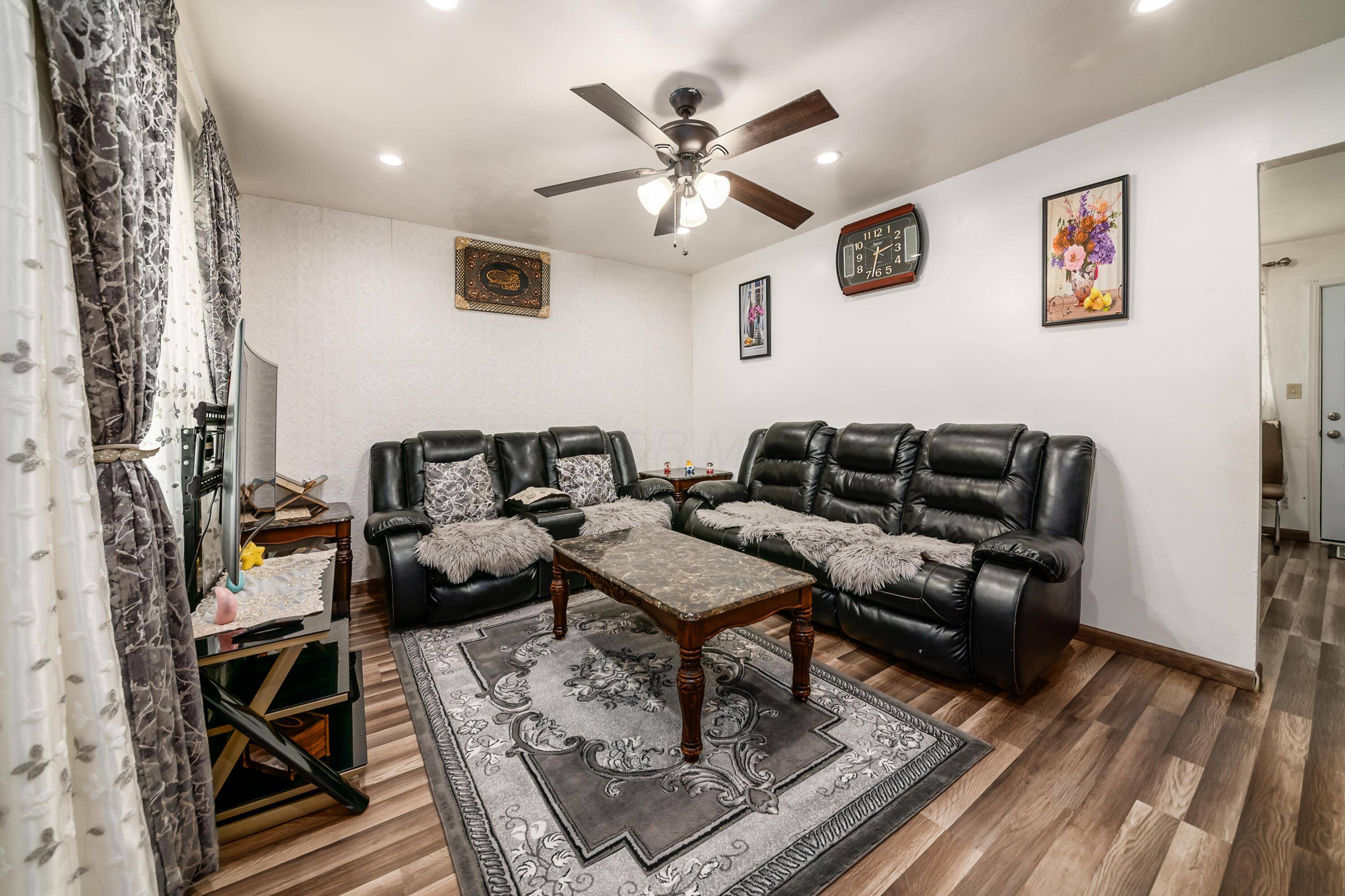 Columbus, OH 43231,3507 Brinkton Drive