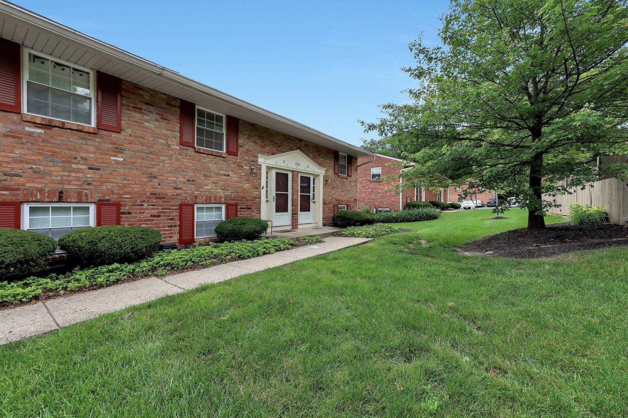 Columbus, OH 43212,1365 Bluff Avenue #B