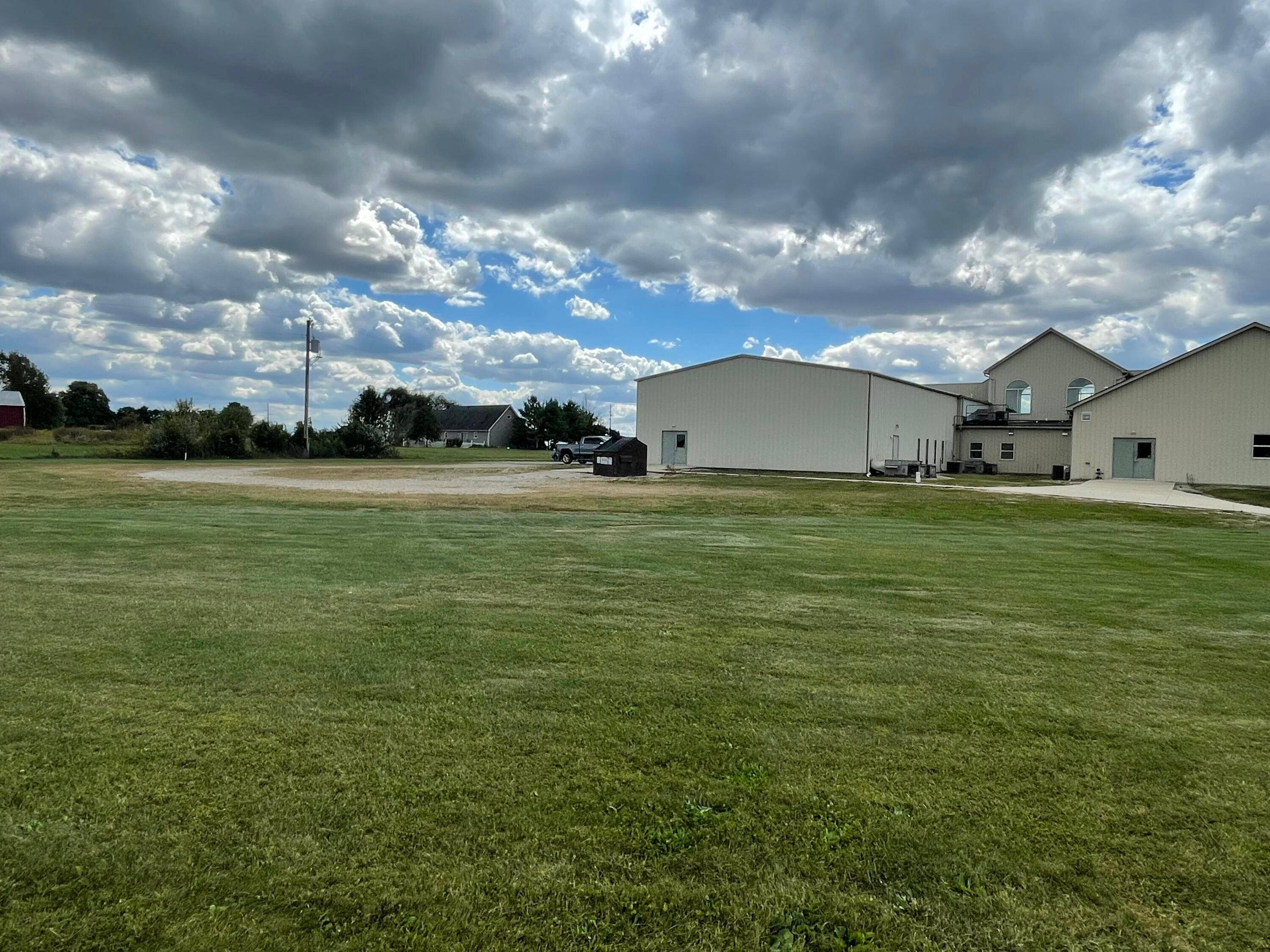 Mount Sterling, OH 43143,15812 State Route 56