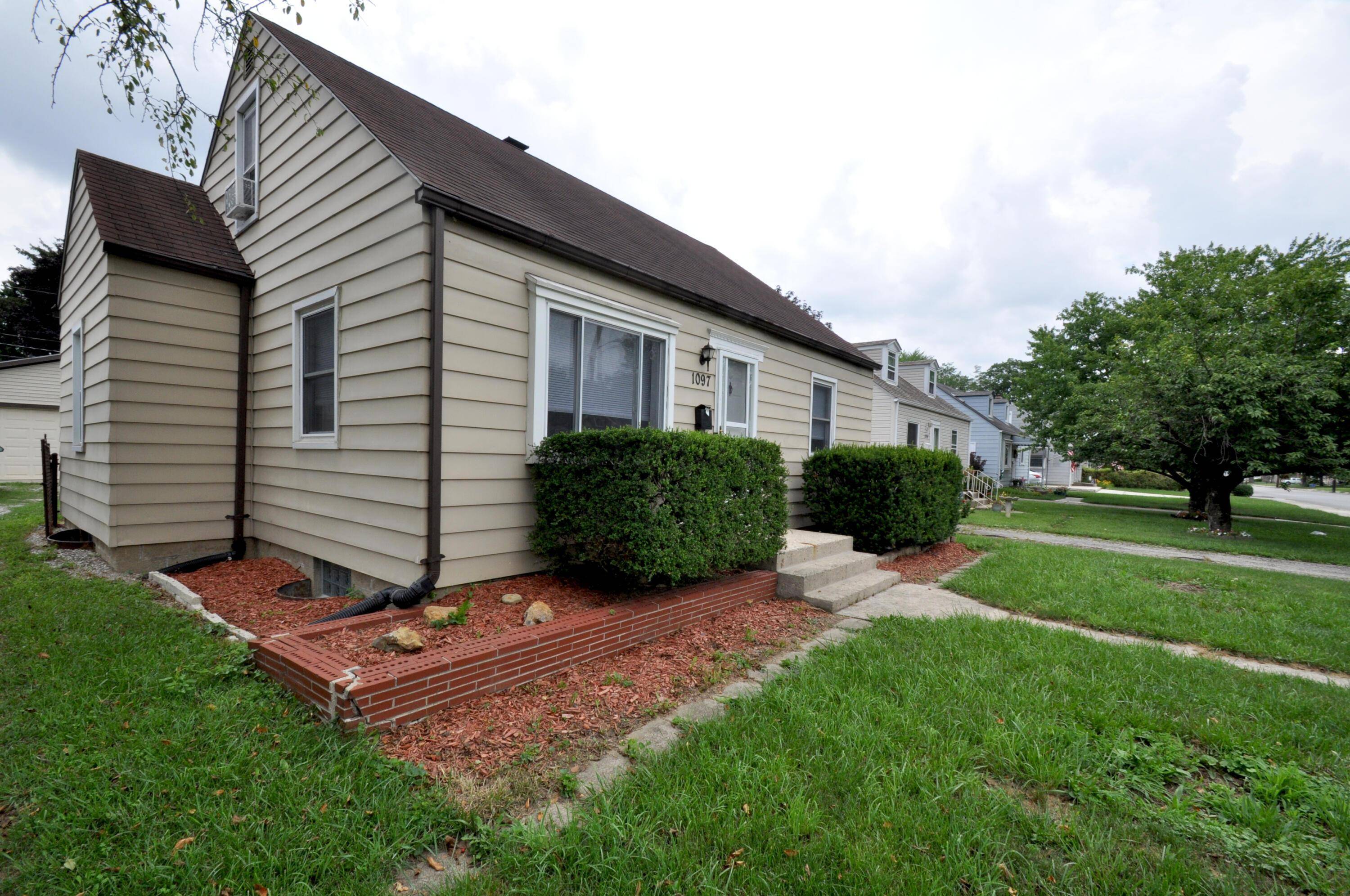 Columbus, OH 43224,1097 Oakland Park Avenue