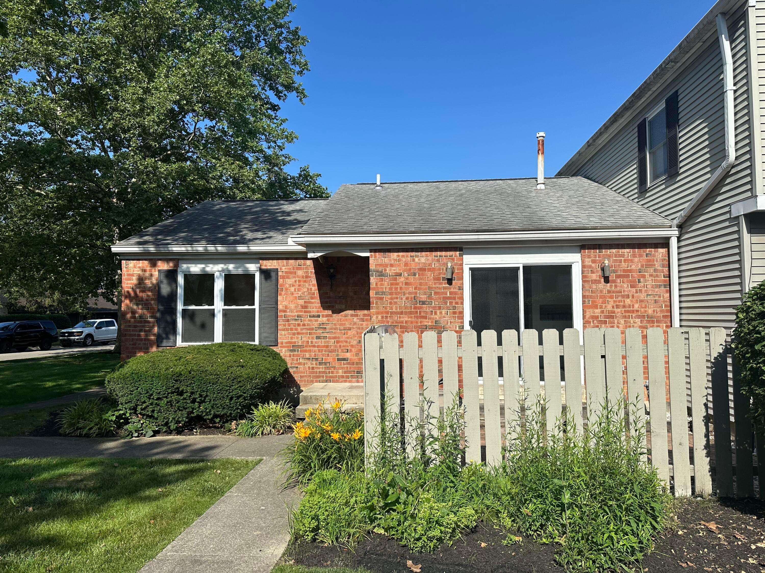 Columbus, OH 43231,2544 Home Acre Drive #40