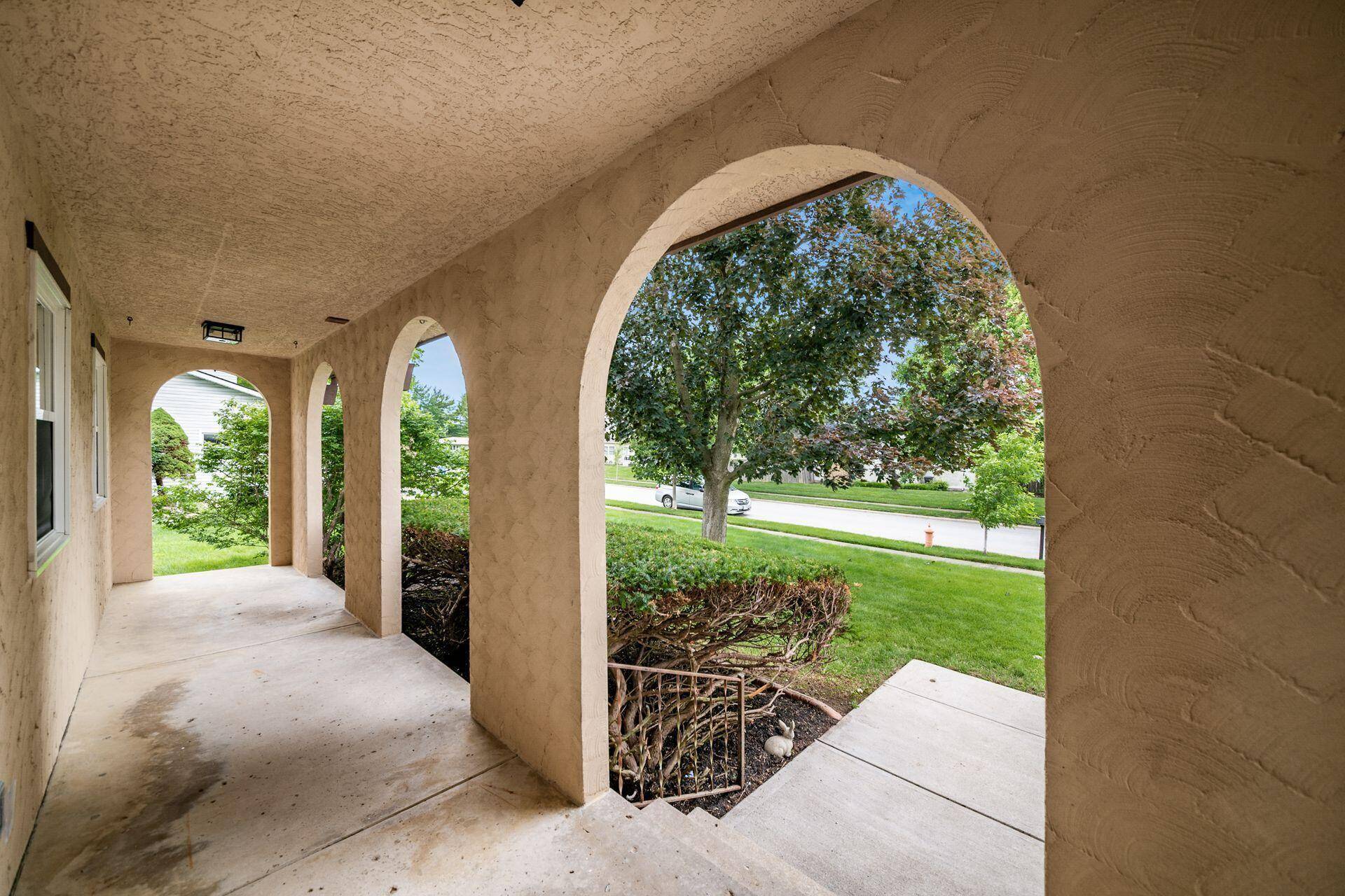 Columbus, OH 43220,1571 Vinton Avenue