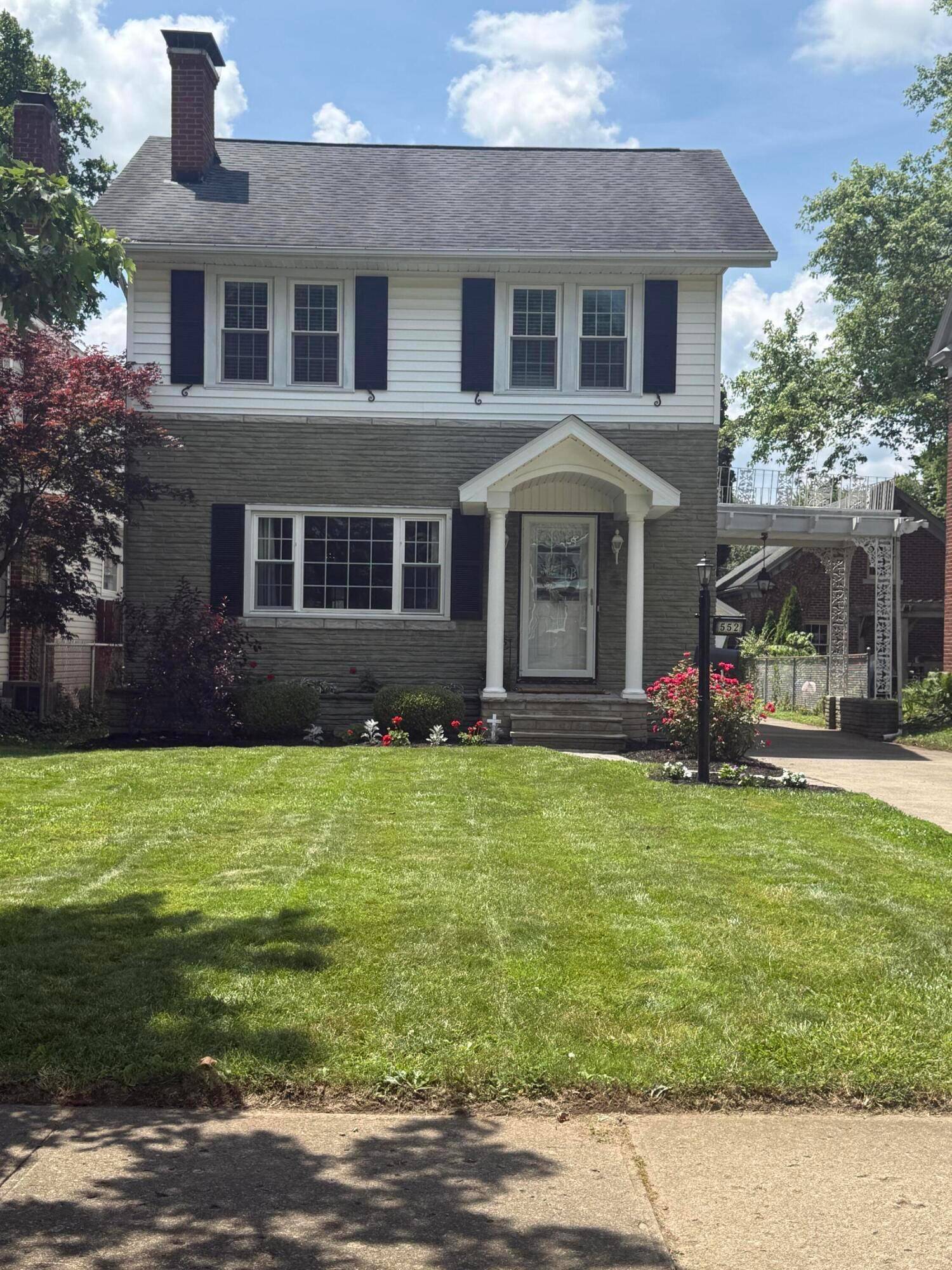 Lancaster, OH 43130,552 E 5th Avenue