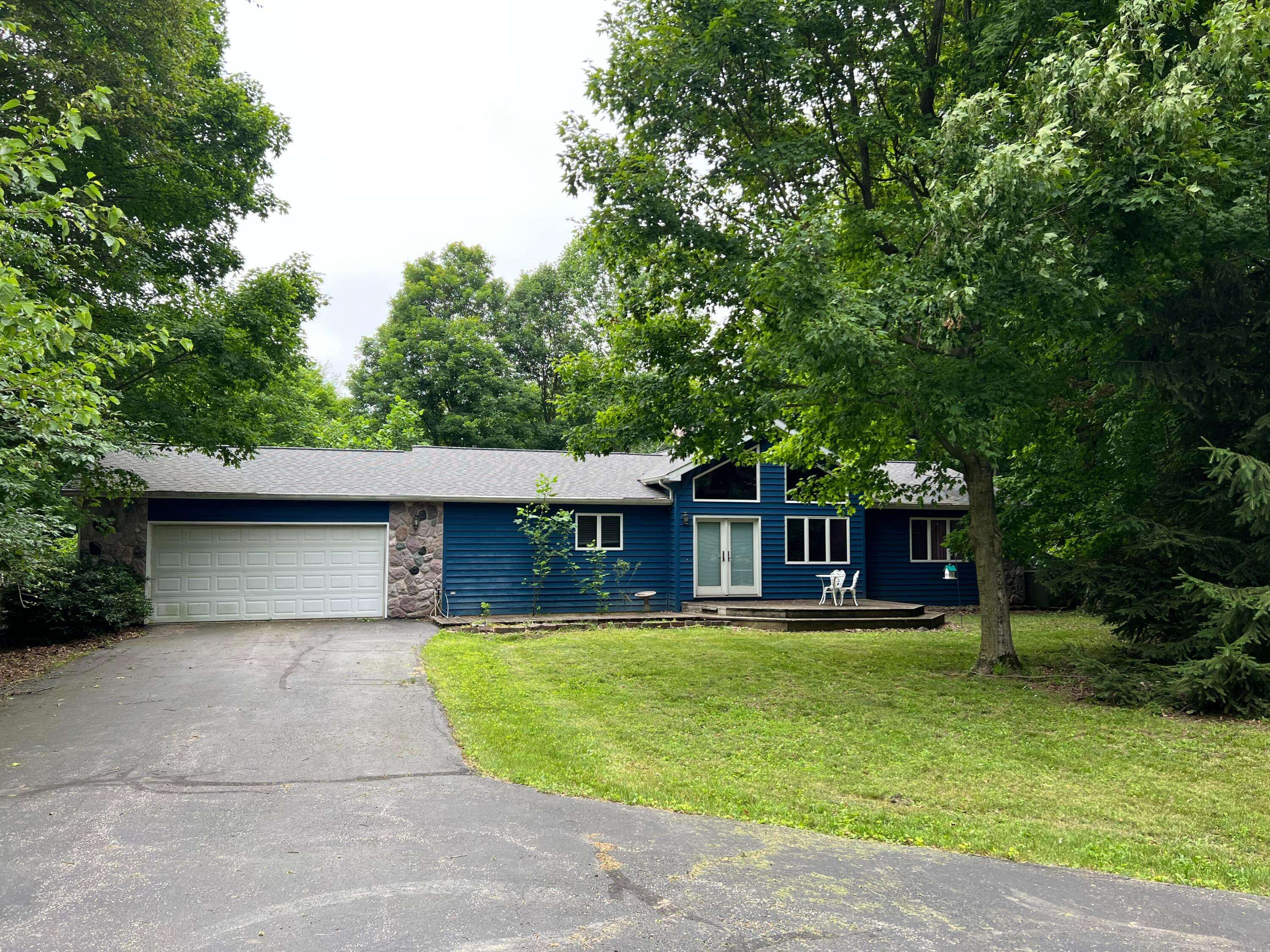 Zanesfield, OH 43360,5344 Township Road 147