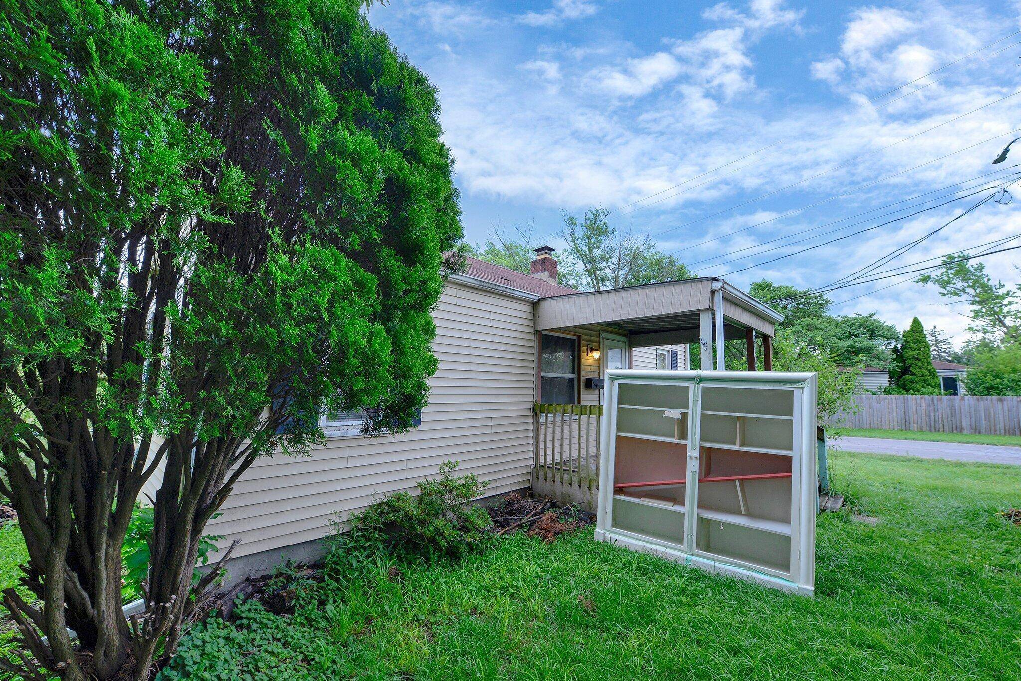 Columbus, OH 43224,3166 Howey Road