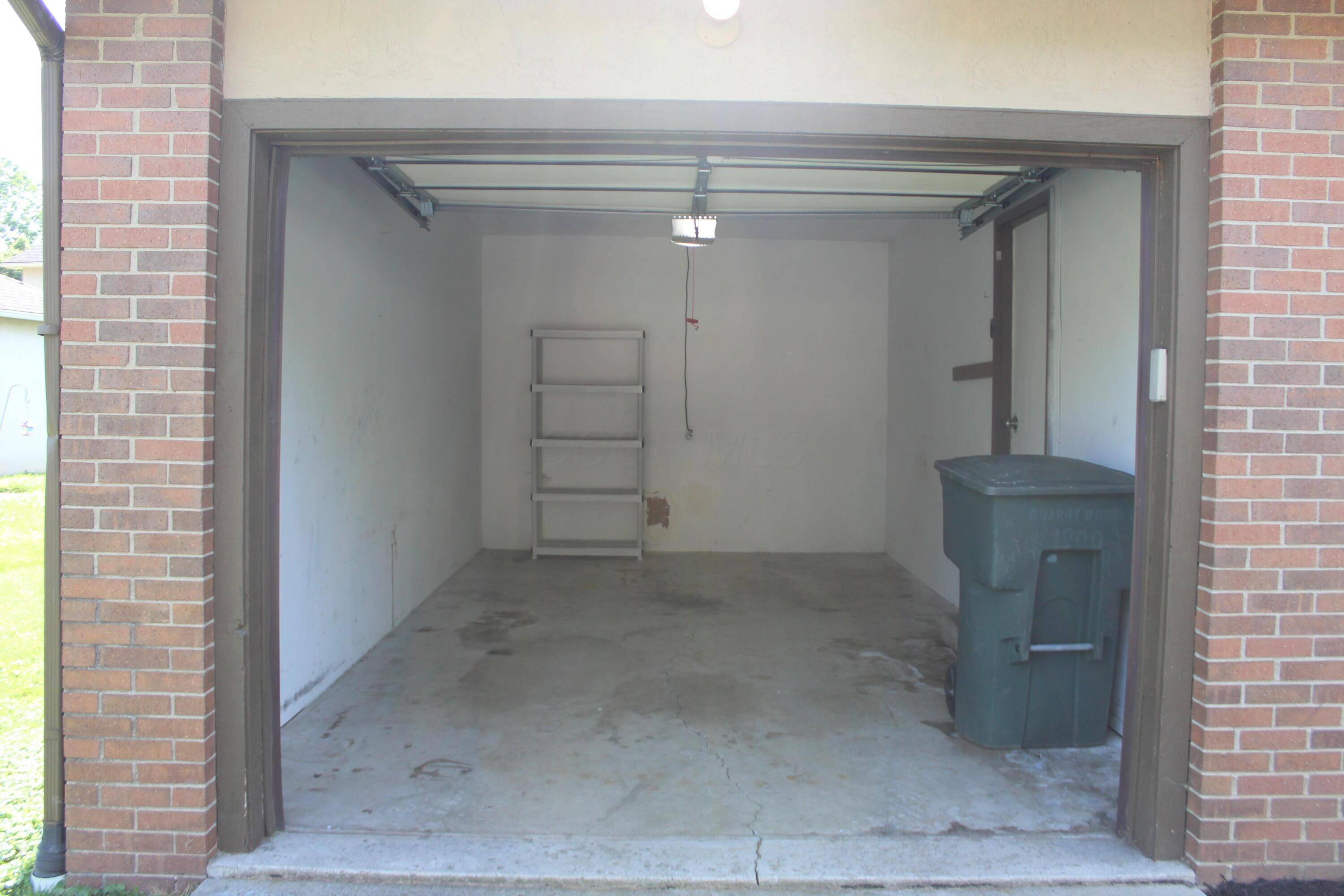 Columbus, OH 43232,1800 Quarry Ridge Drive