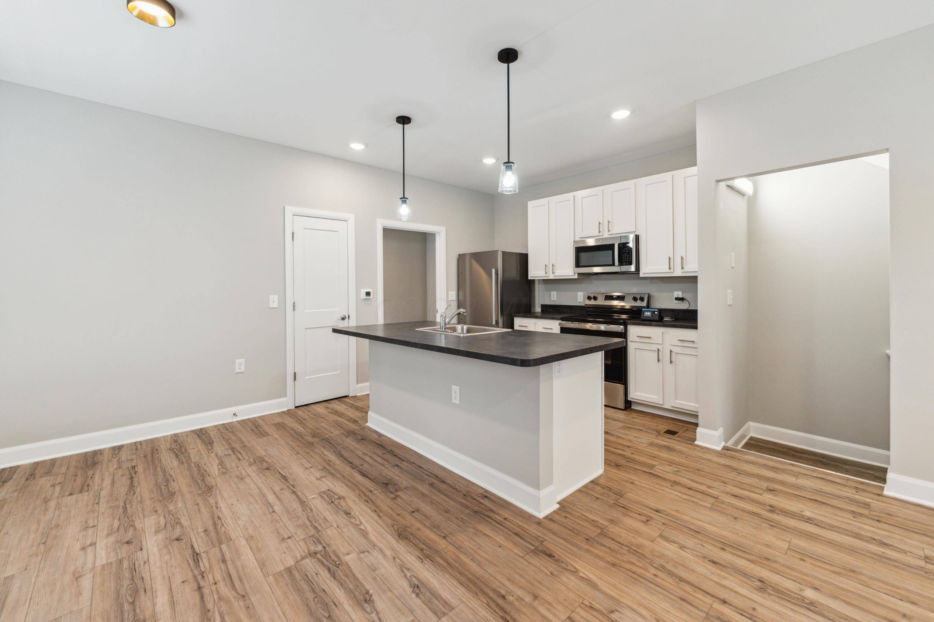 Columbus, OH 43222,601 W Rich Street #601
