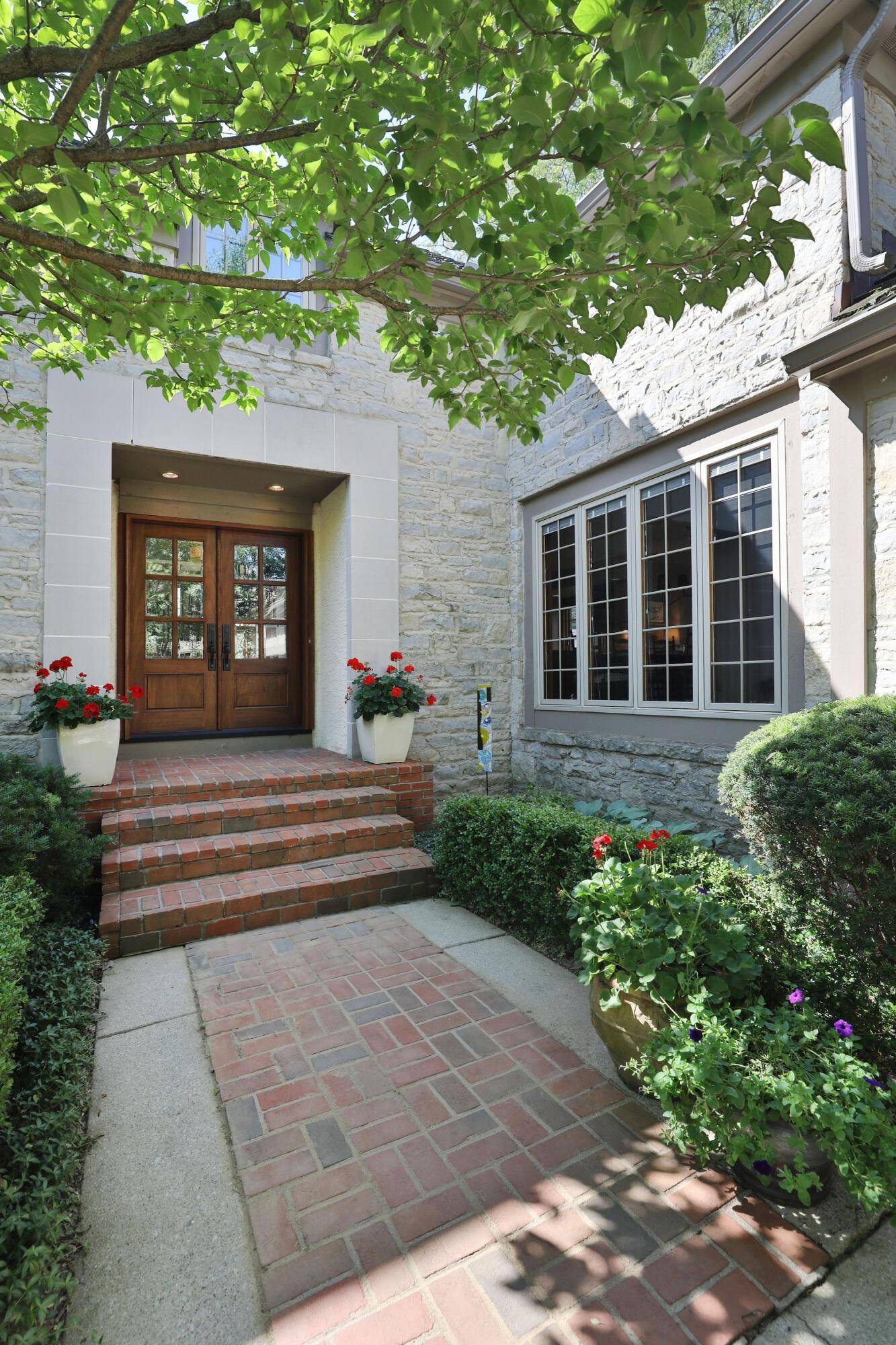 Dublin, OH 43017,5720 Loch Maree Court