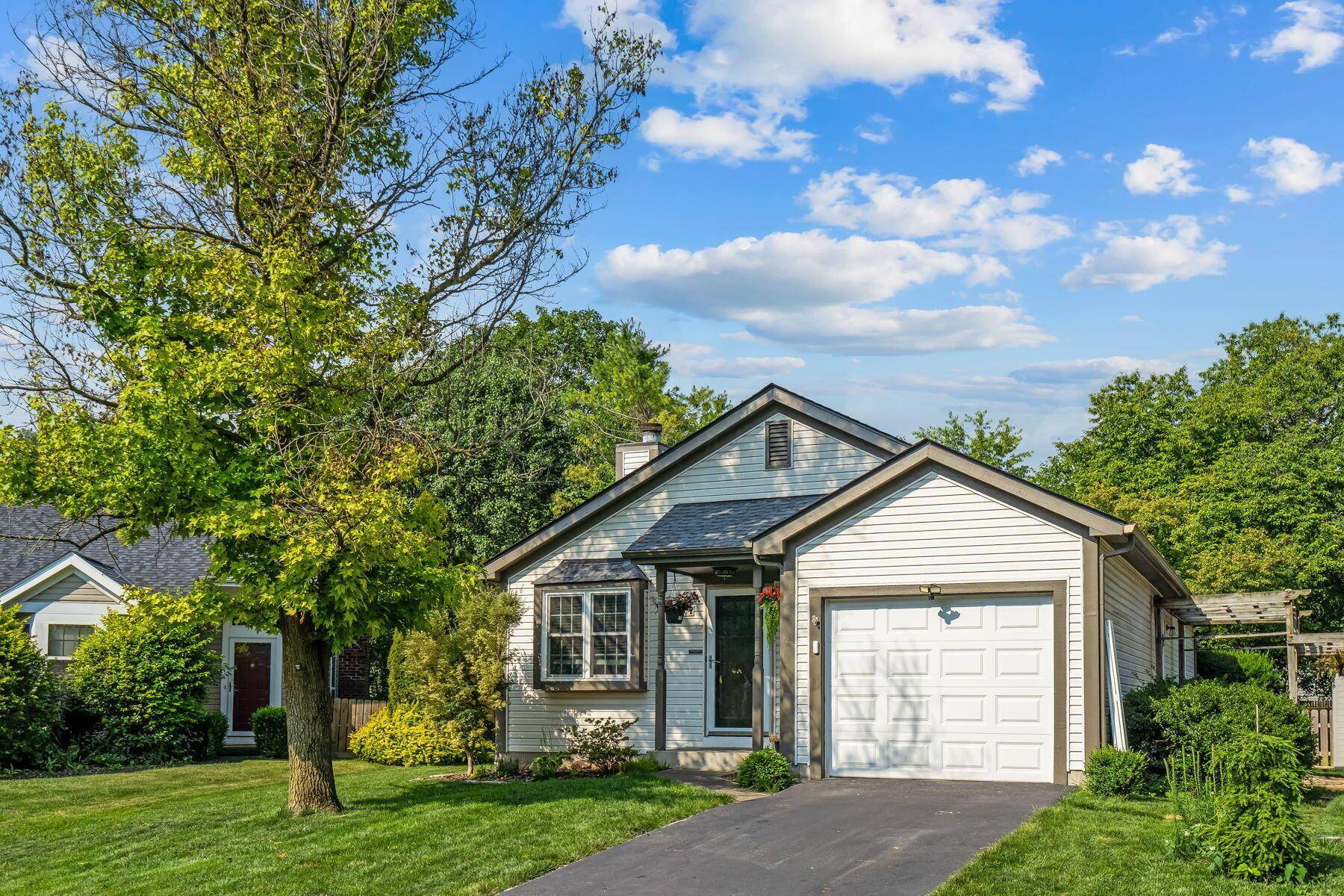 Columbus, OH 43221,4905 Mckenna Court