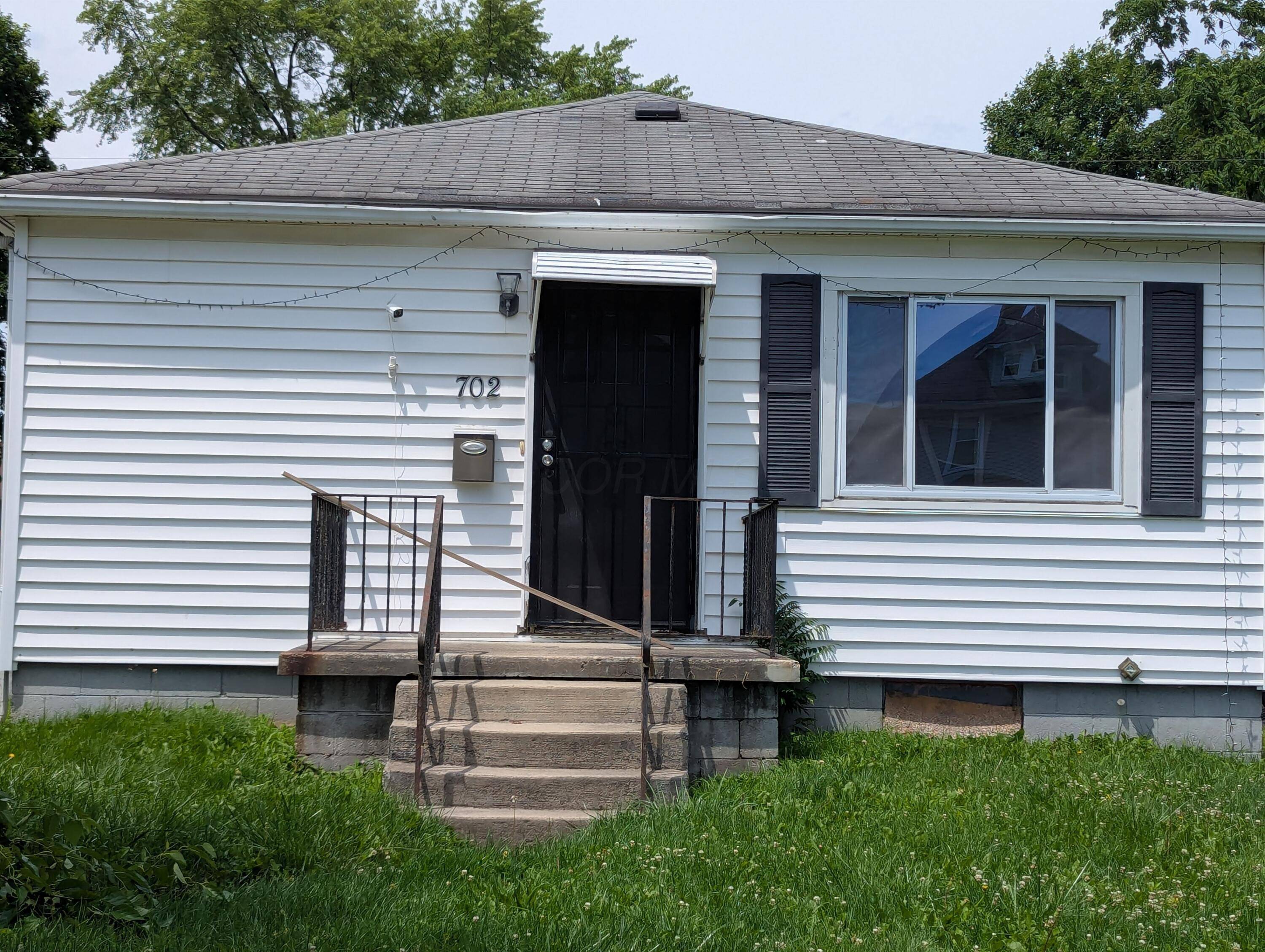 Springfield, OH 45503,702 E Madison Avenue